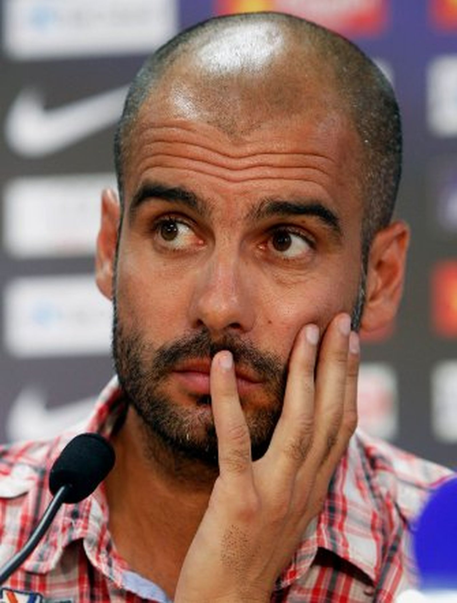 Guardiola sueña con Cesc y antepone el "entusiasmo" a los millones