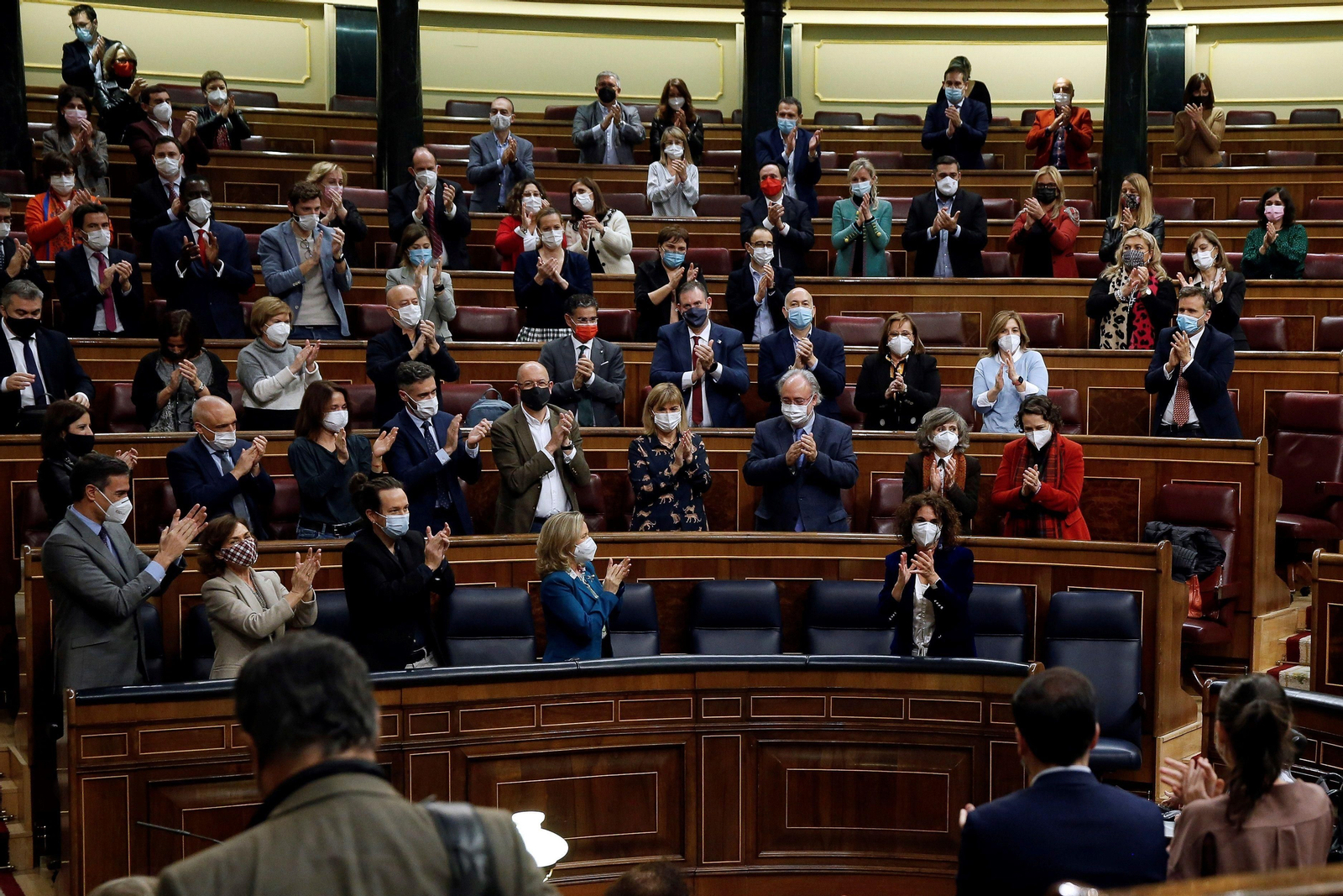 La ministra de Hacienda, María Jesús Montero, aplaudida en el Congreso tras la aprobación de los Presupuestos Generales del Estado de 2021 La ministra de Hacienda, María Jesús Montero, aplaudida en el Congreso tras la aprobación de los Presupuestos Generales del Estado de 2021