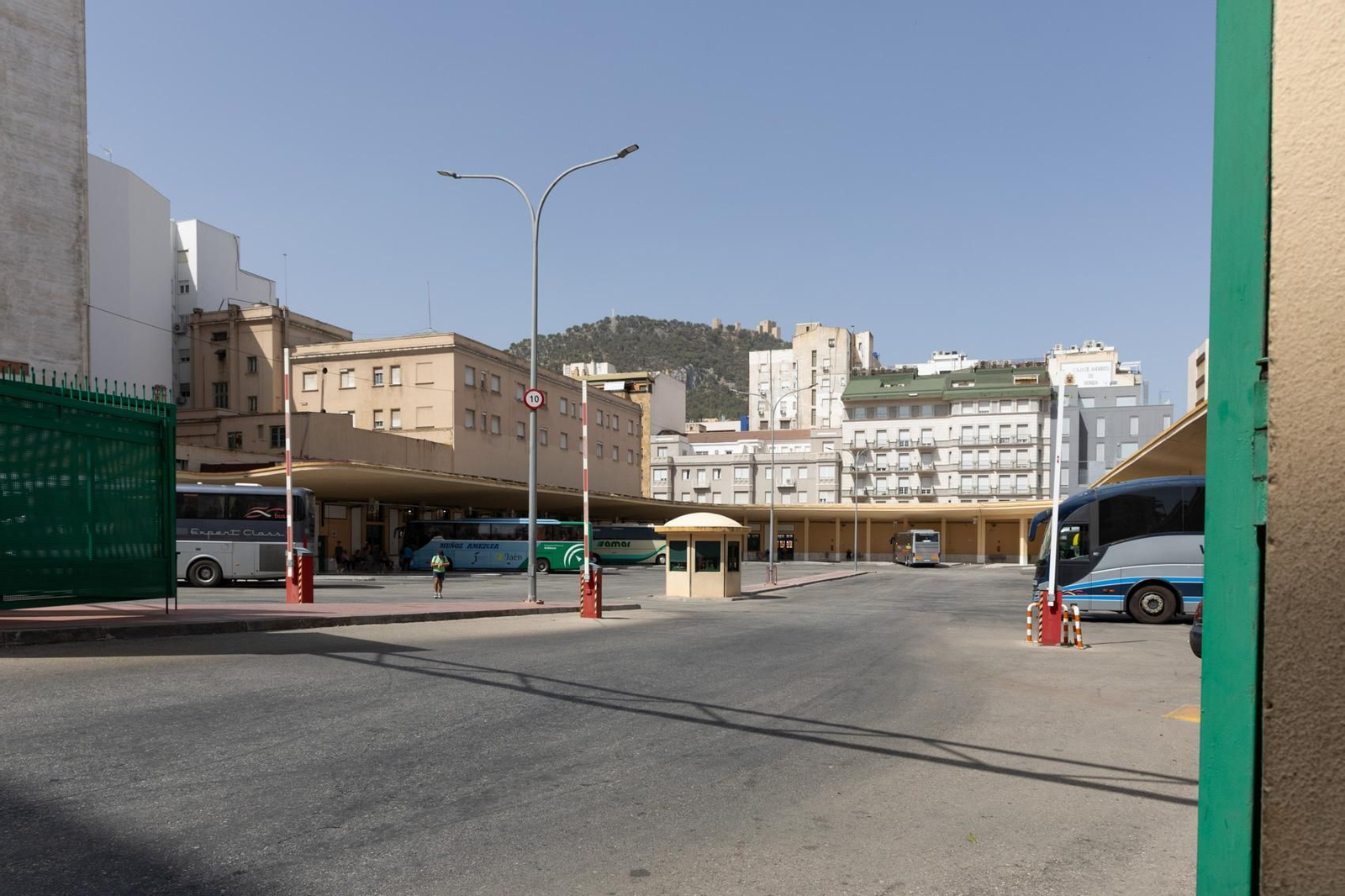 Estado actual de la estación de autobuses de Jaén, en imágenes