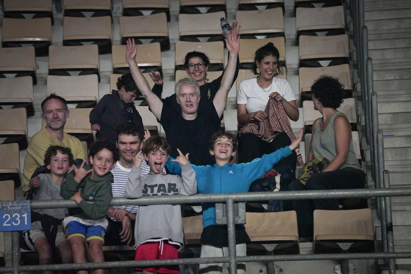 Búscate en el partido del Xerez CD - Minera
