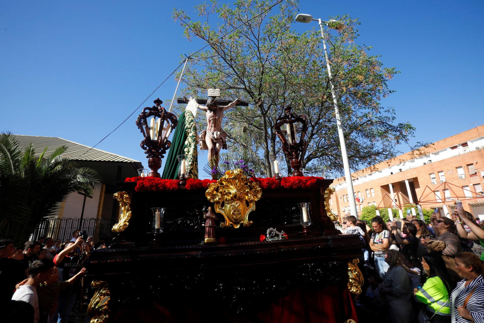 Miércoles Santo en Córdoba: la procesión de la Piedad, en imágenes