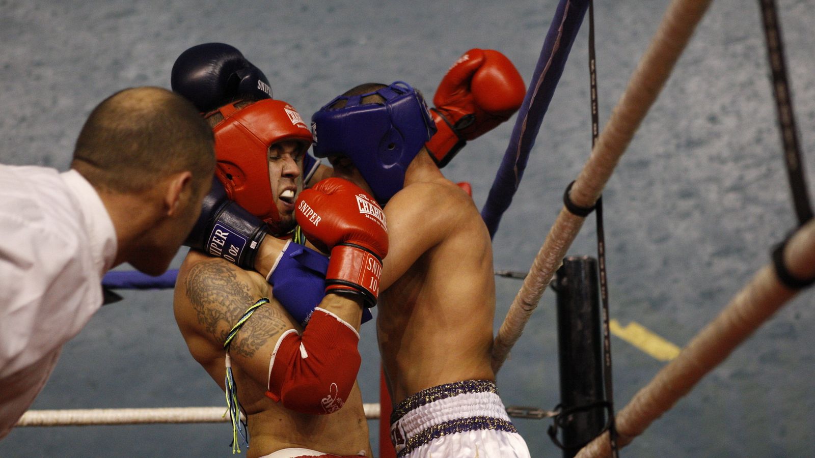 Lance de una velada de muay-thay en Almería.