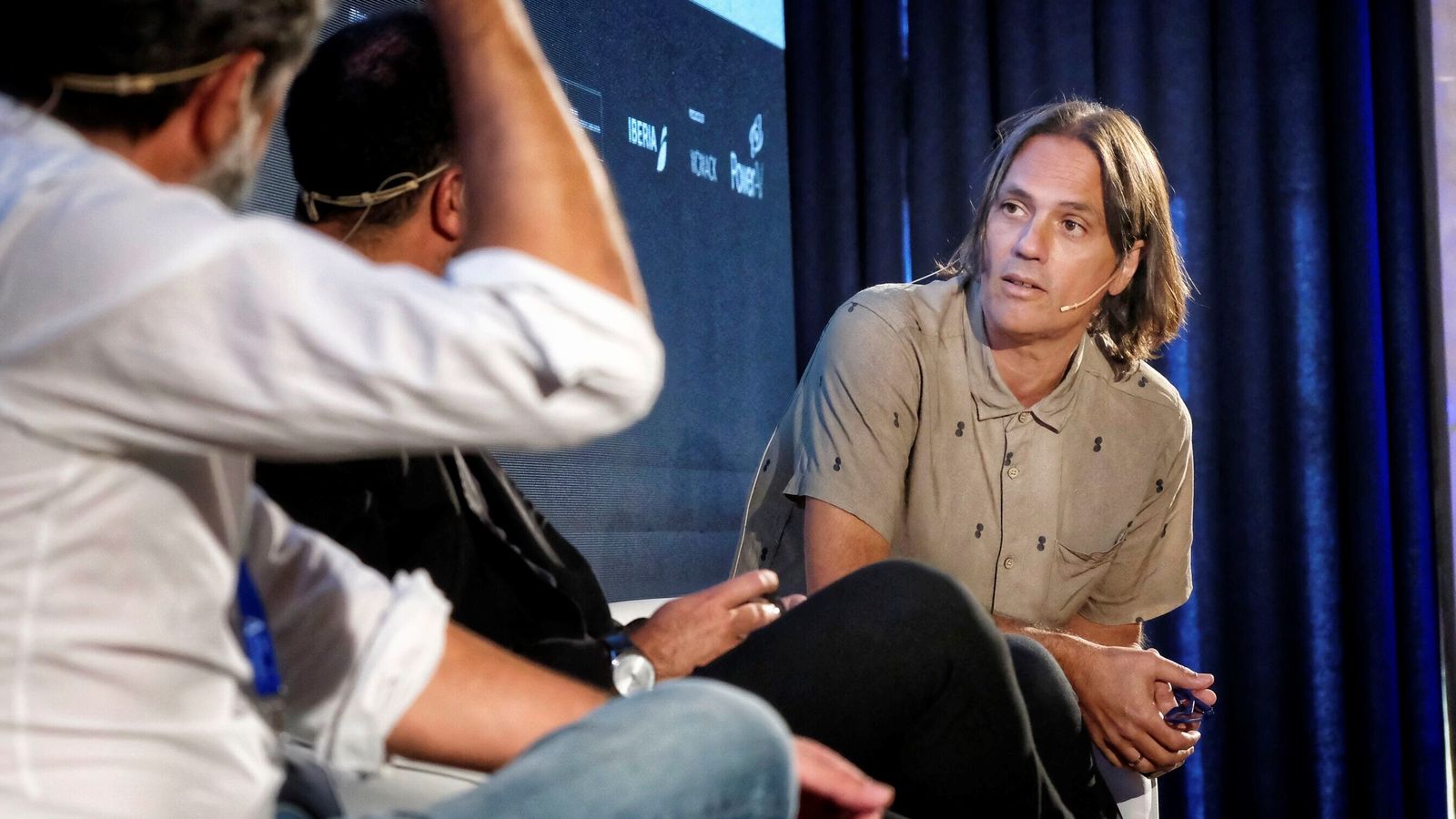 Rafa Cobos durante la charla