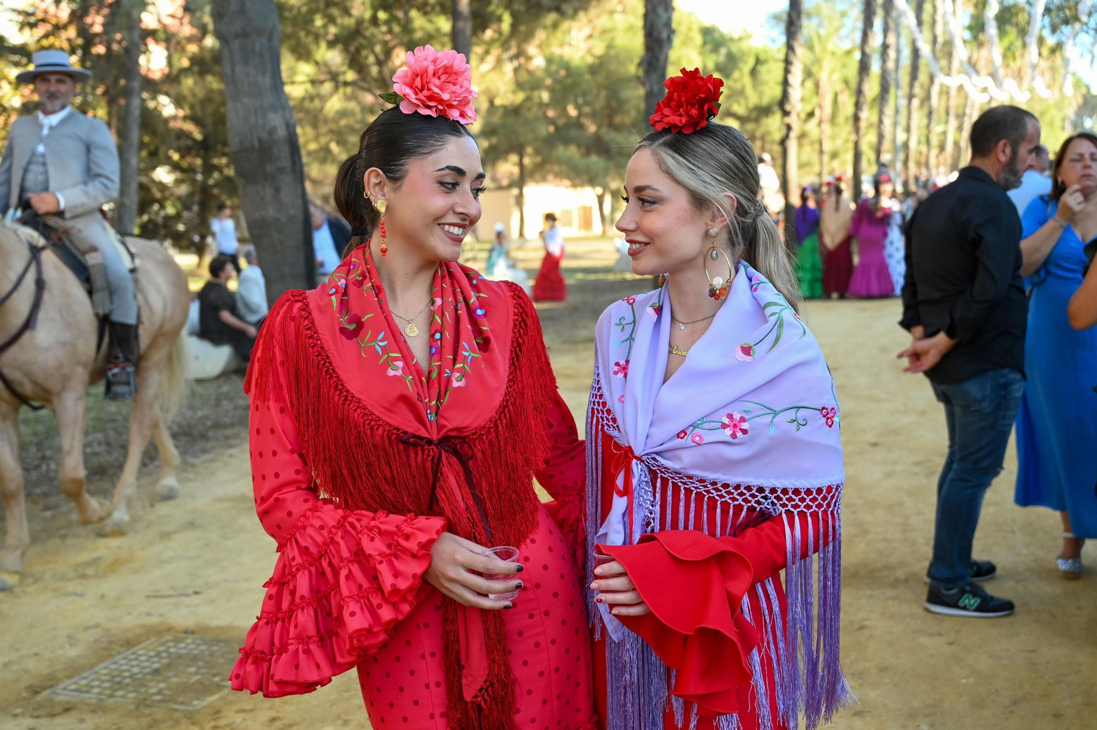 Imágenes del ambiente nocturno del 11 de octubre en la Feria del Caballo 2025