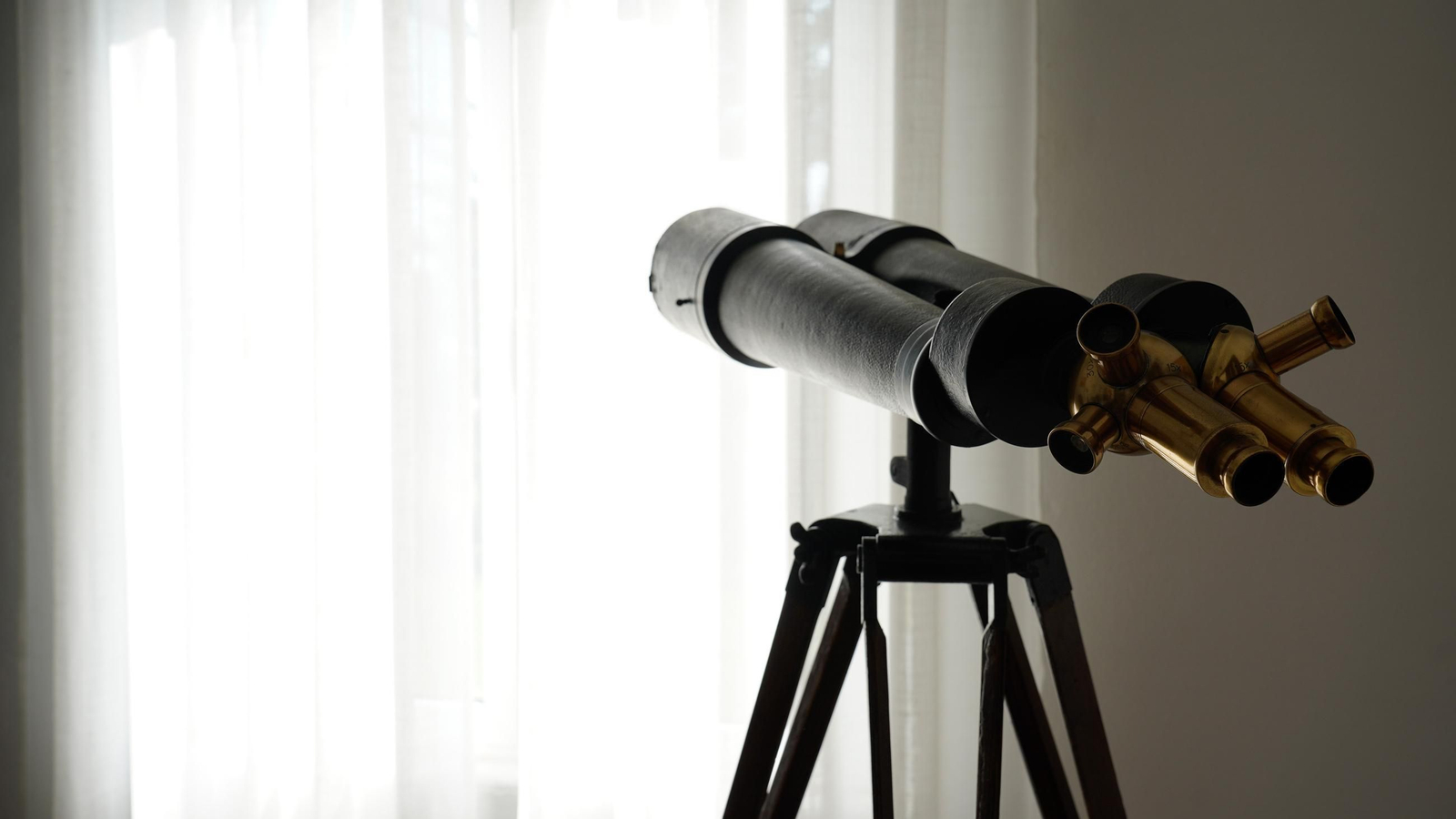 Entrevista con el comandante naval Fernando García, en la sede la comandancia de Algeciras