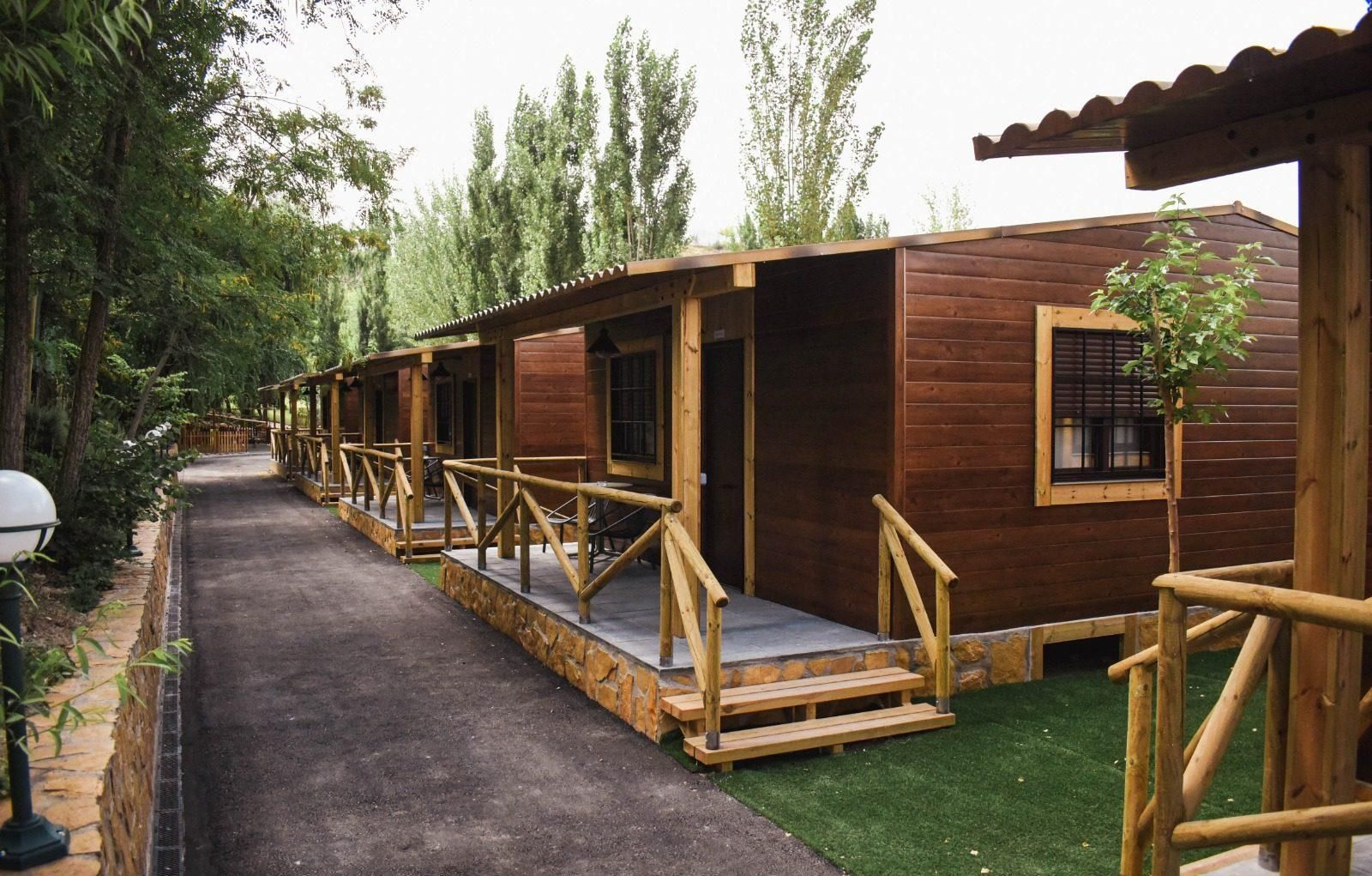 Así es el nuevo camping Valdeluna en Valdepeñas, en plena Sierra Sur de Jaén