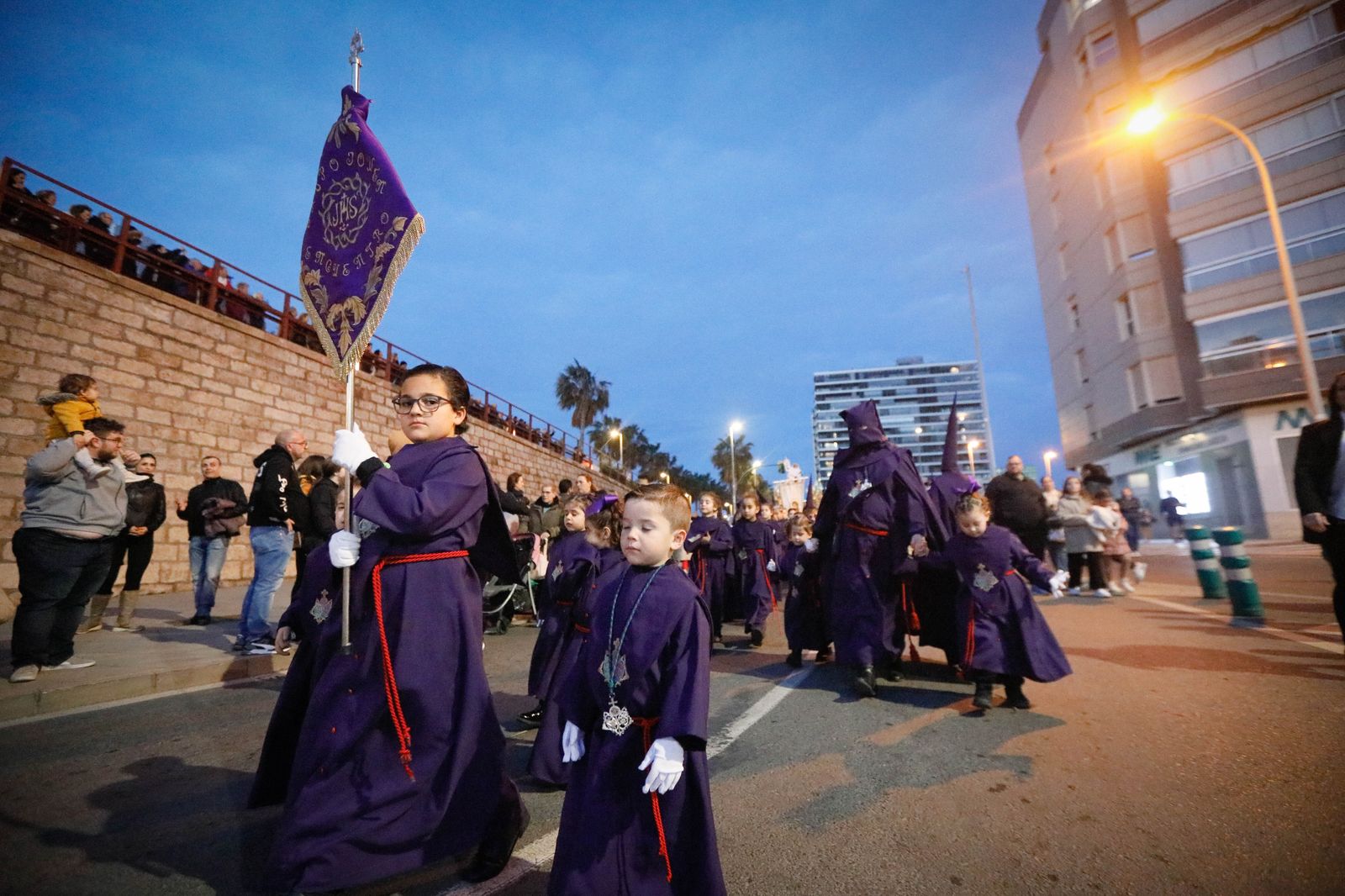 La procesión del Encuentro, en imágenes