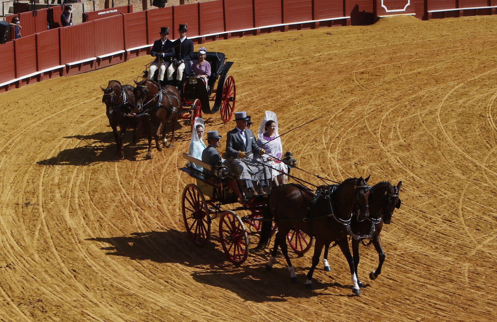 Exhibición de Enganches