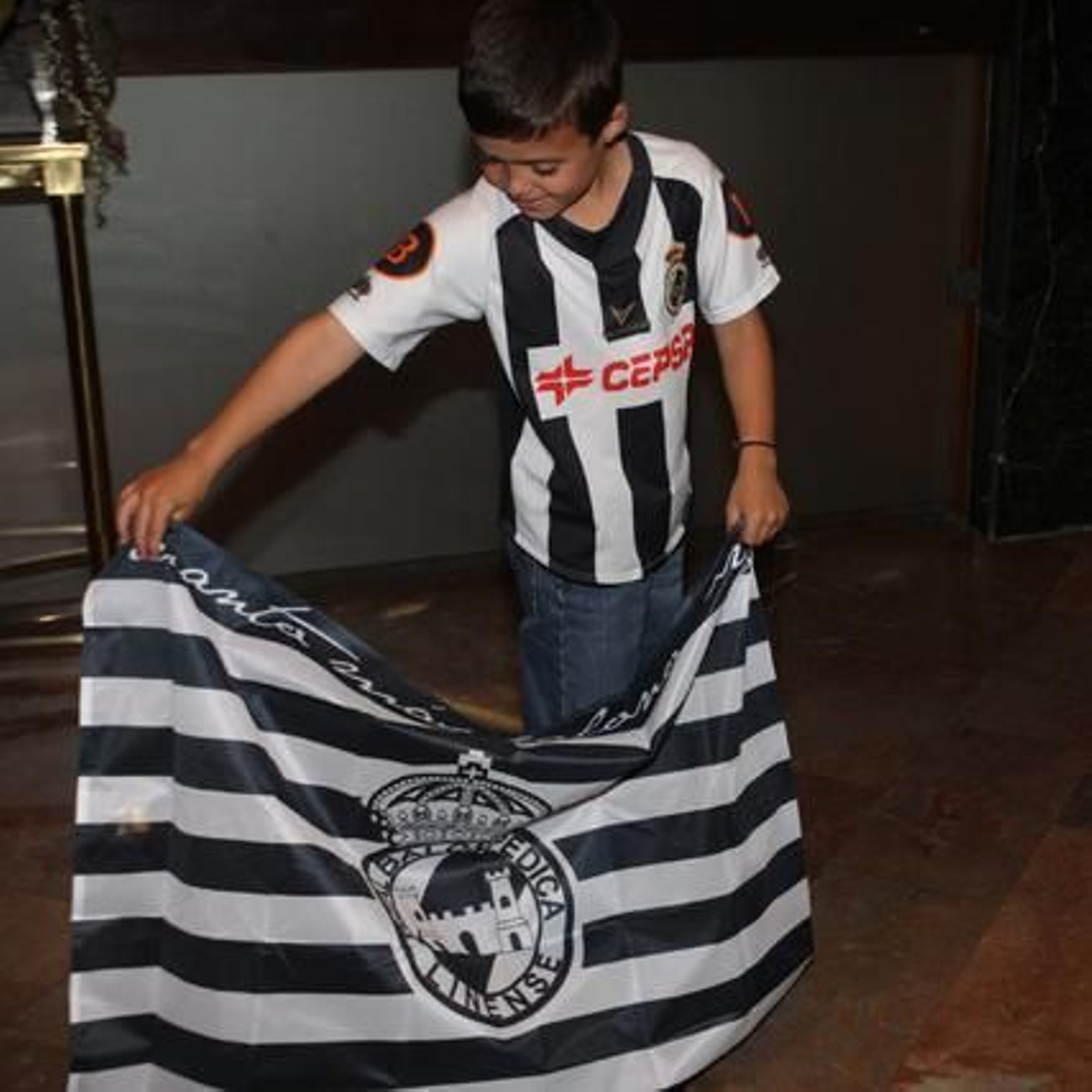 La Balona sufre una derrota que no merece en Tudela, pero dejó la sensación de que puede remontar el 1-0 en el partido de vuelta./Paco Guerrero

Foto: Paco Guerrero