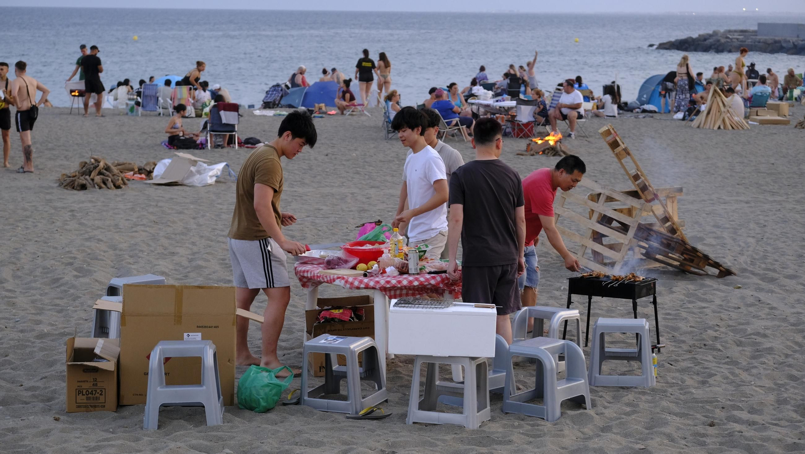La Noche de San Juan en Almería, en imágenes