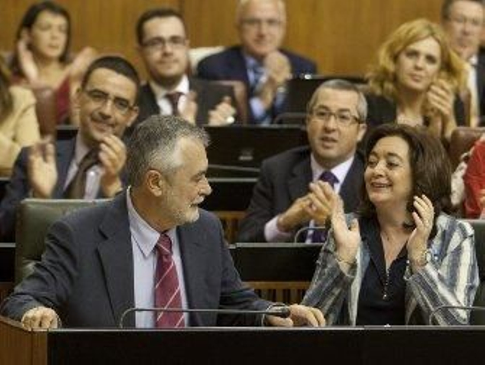 La Junta elimina 180 cargos directivos de sus empresas y ahorra 100 millones