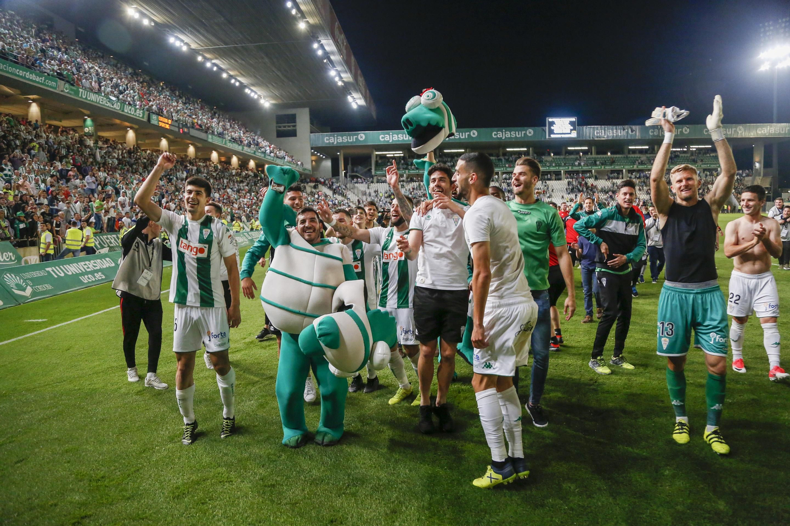 El Córdoba CF-Sporting de Gijón, en imágenes