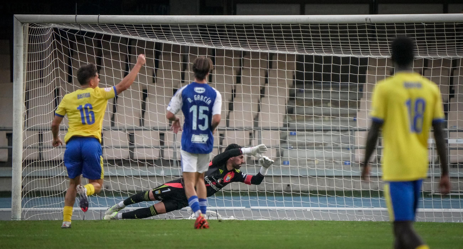 Imágenes del partido del Xerez CD - Cádiz Mirandilla