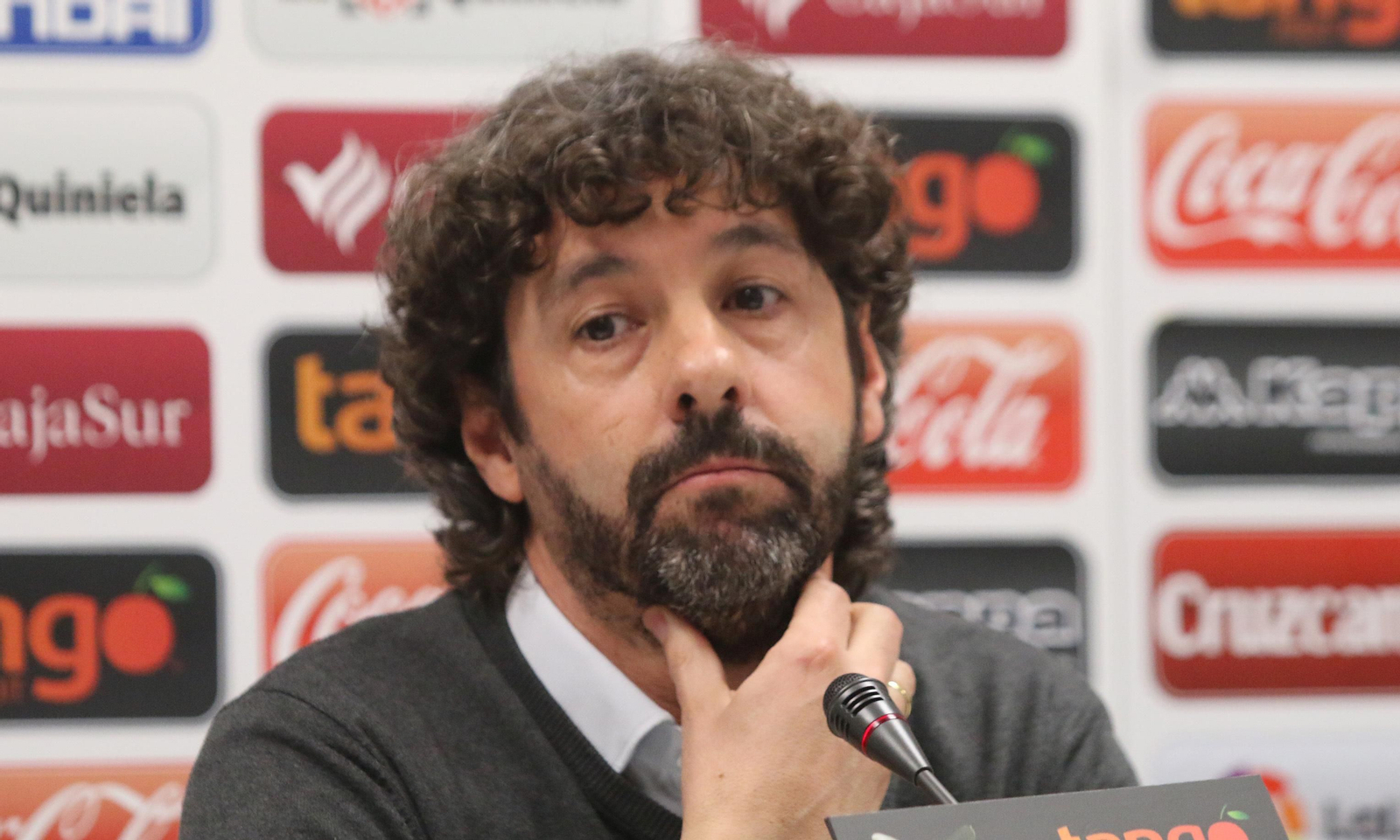 Emilio Vega, durante su comparecencia.