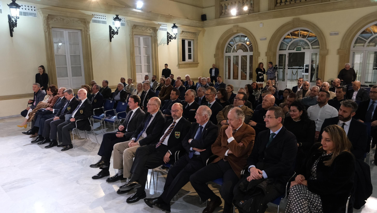 Fotogalería de la reunión de generales de la Brigada Rey Alfonso XIII de La Legión Española