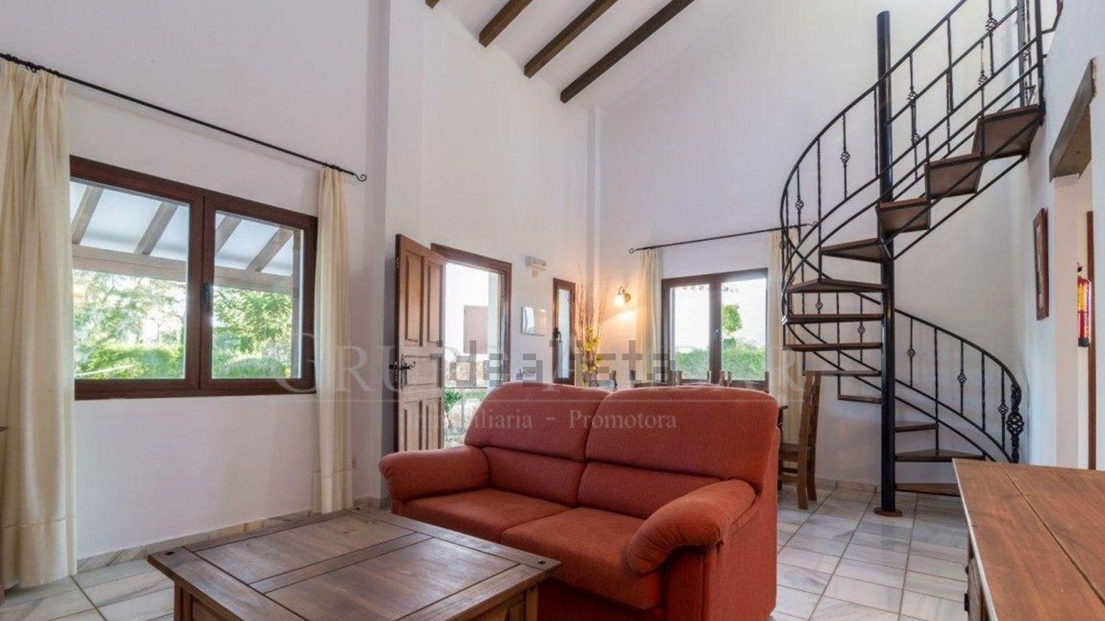 Espacio interior de una de las viviendas.