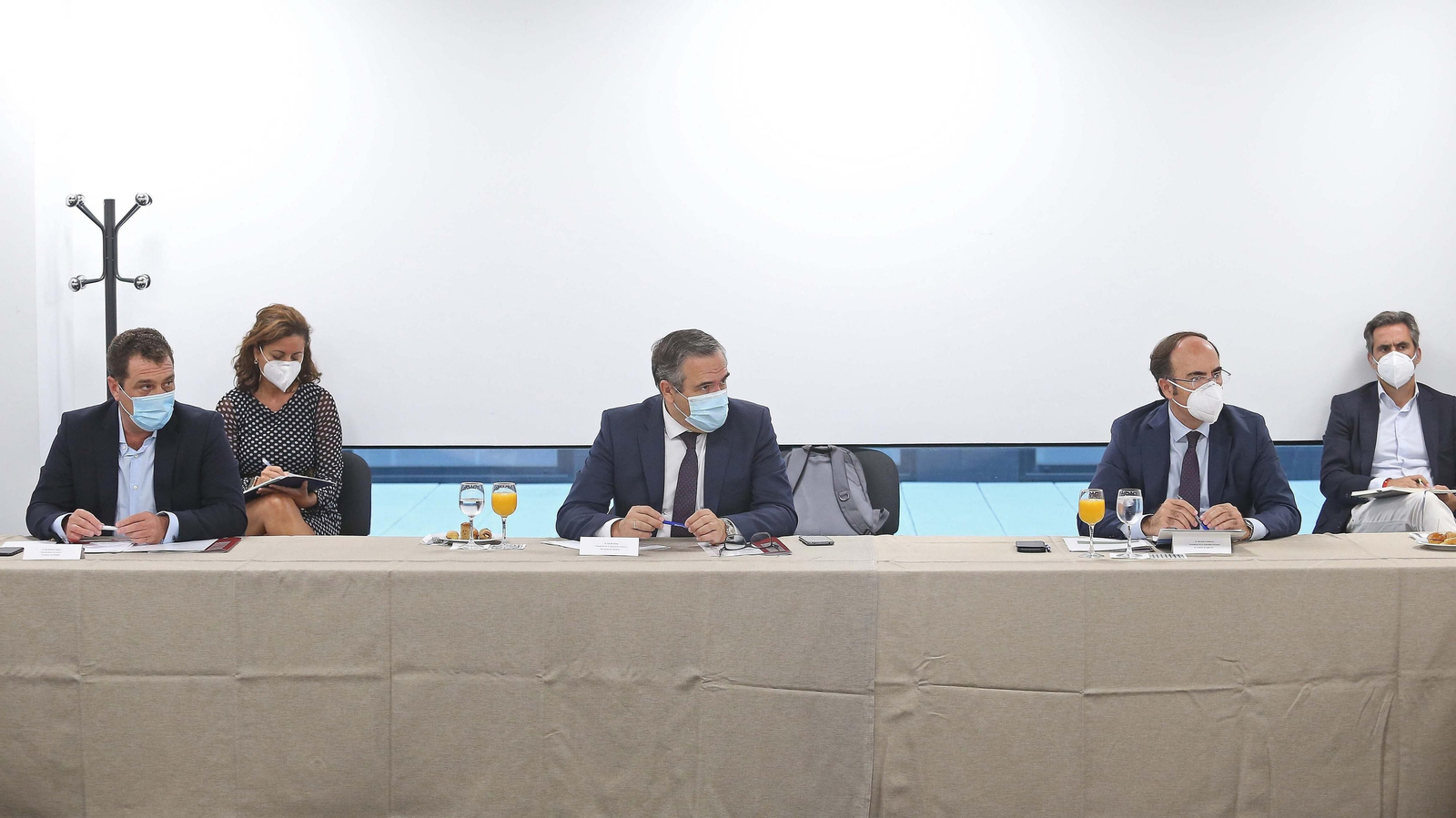 Fotos del Desayuno de redacción de Europa Sur: "Recinto fiscal Bahía de Algeciras, la oportunidad de la comarca"