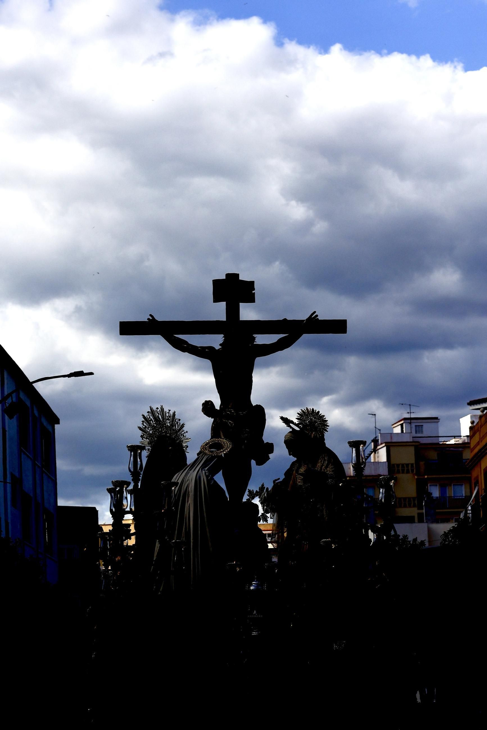Salesianos en el Miércoles Santo en Málaga, en imágenes