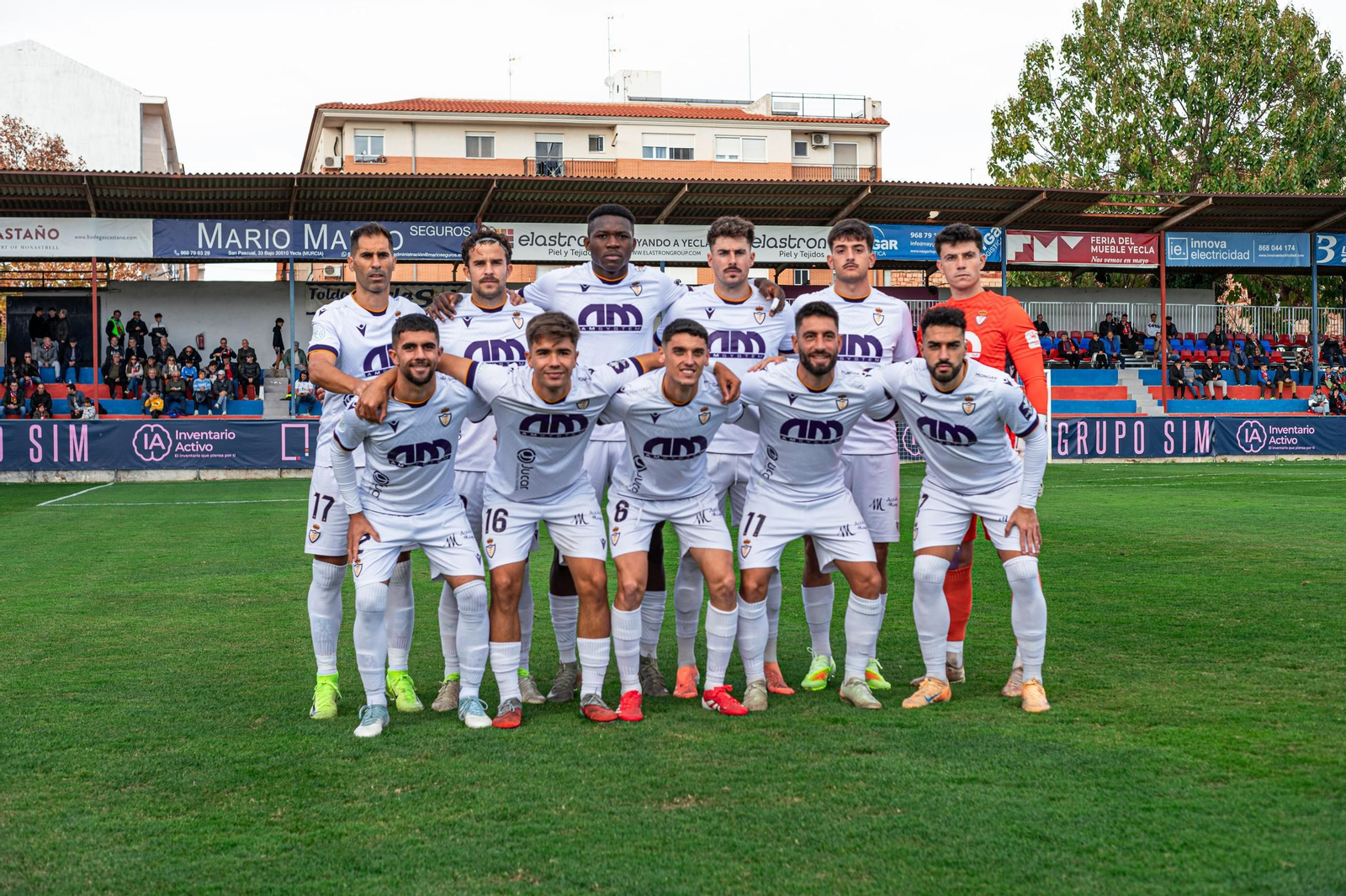 Alineación inicial del Real Jaén en Yecla.