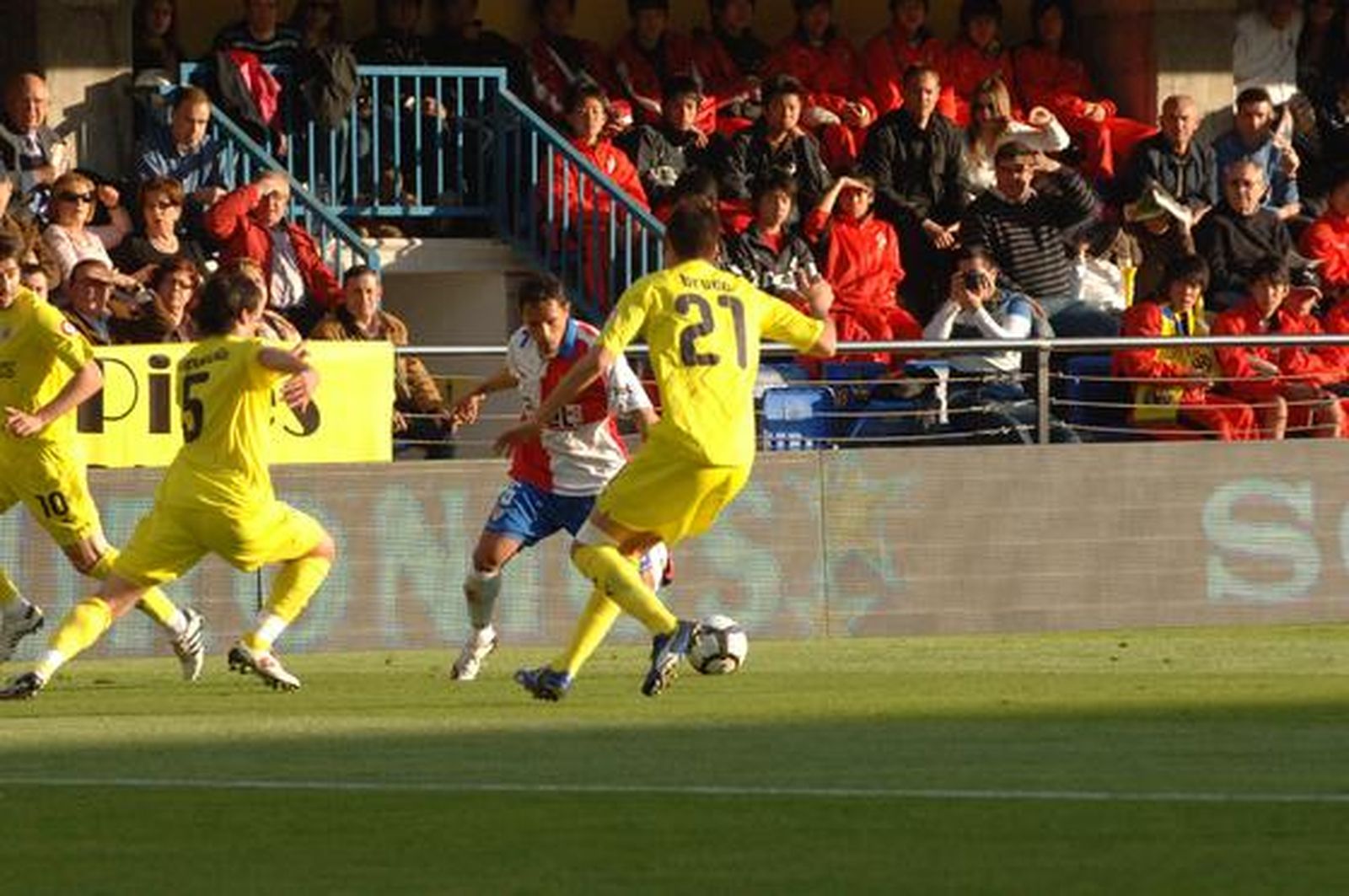 El Sevilla pierde estrepitosamente en el estreno de Antonio Álvarez como técnico. / LOF