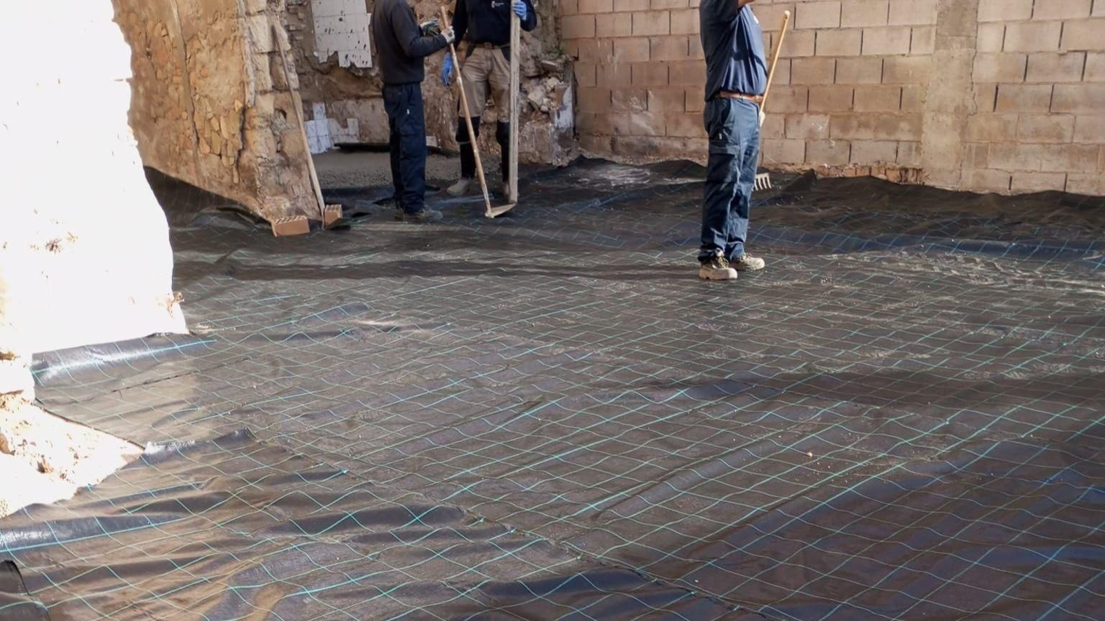 Trabajos en la calle Cabezas de San Mateo, en el centro histórico de Jerez.