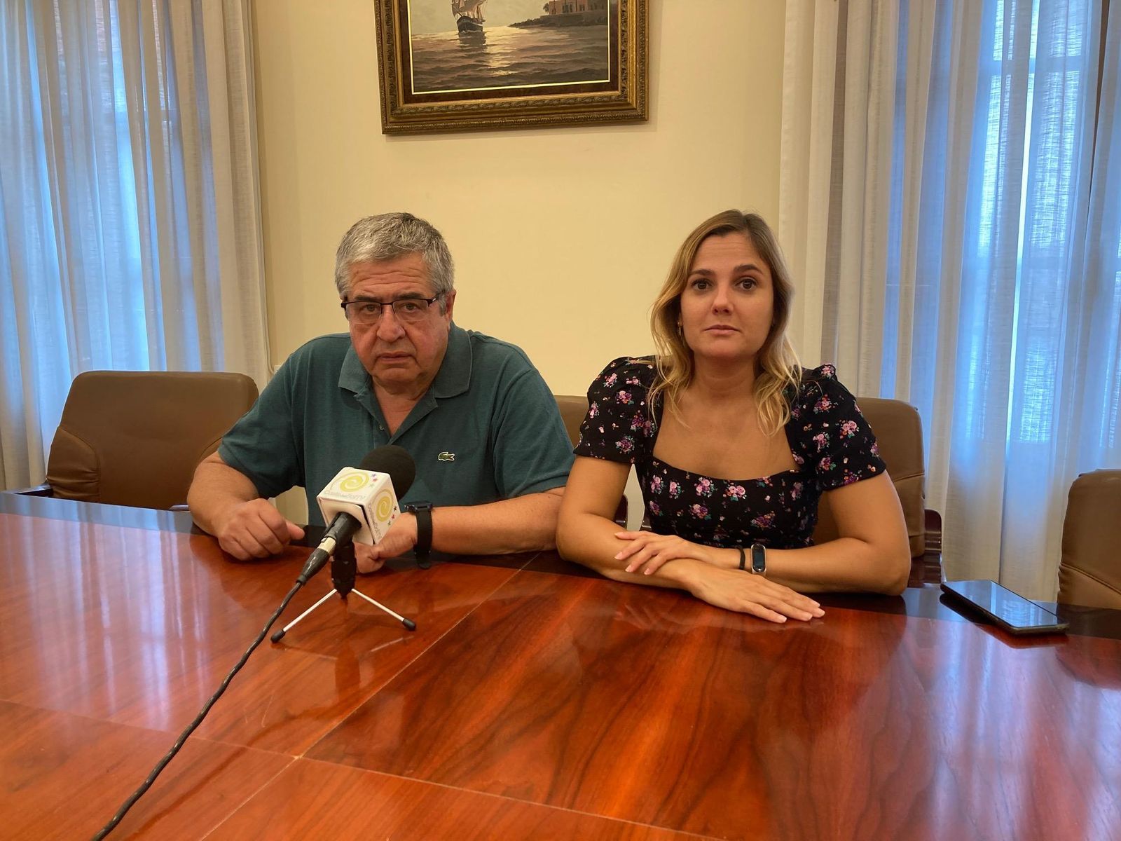 El concejal de Vías y Obras, Joaquín Villazón; y la edil de Urbanismo, María Isabel Ruiz.