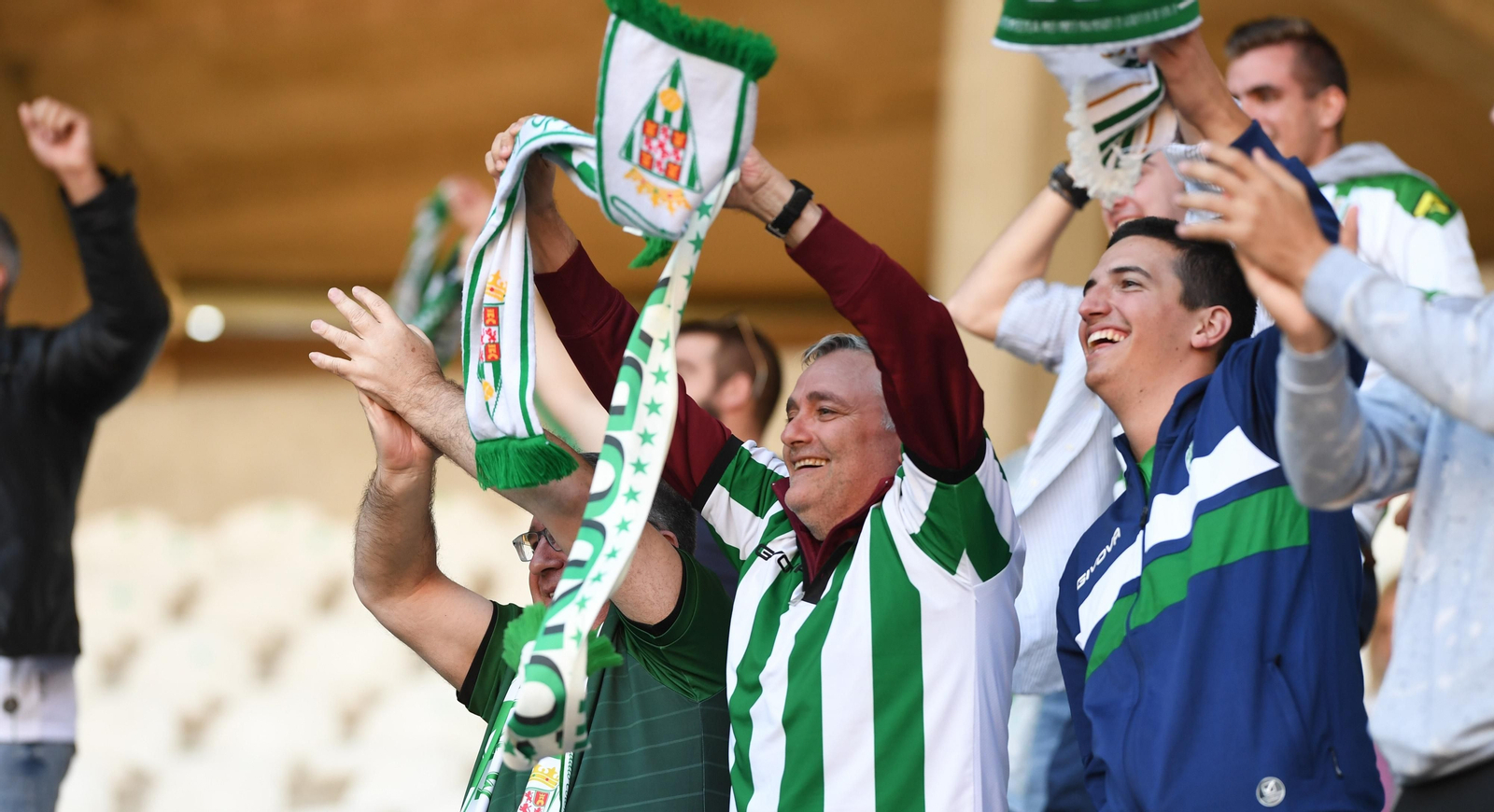 Afición del Córdoba CF en el Reino de León.