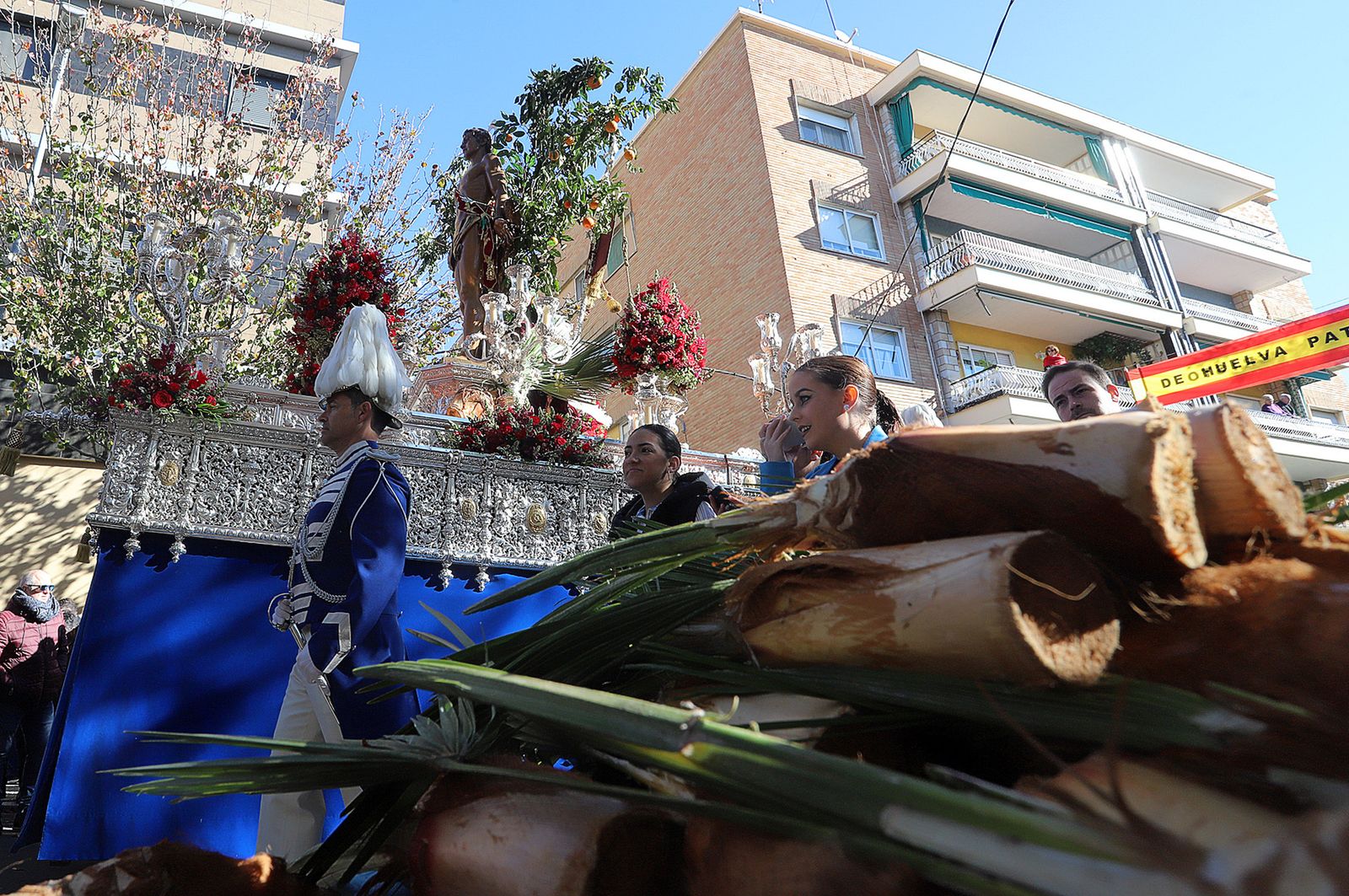 Imágenes de la procesión de San Sebastián en Huelva