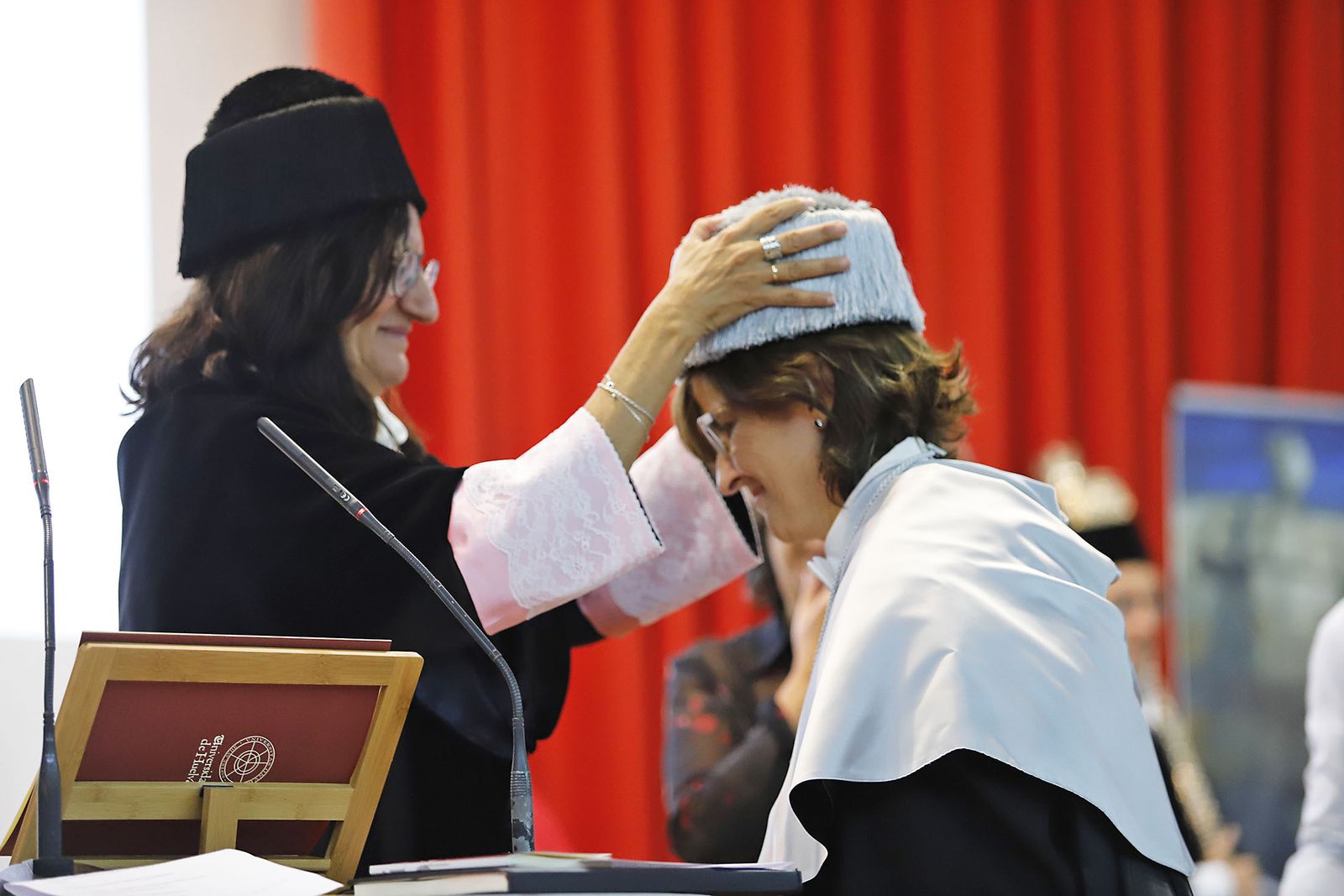 Acto de investidura de María Teresa Moreno Casbas como Doctora Honoris Causa de la Universidad de Huelva