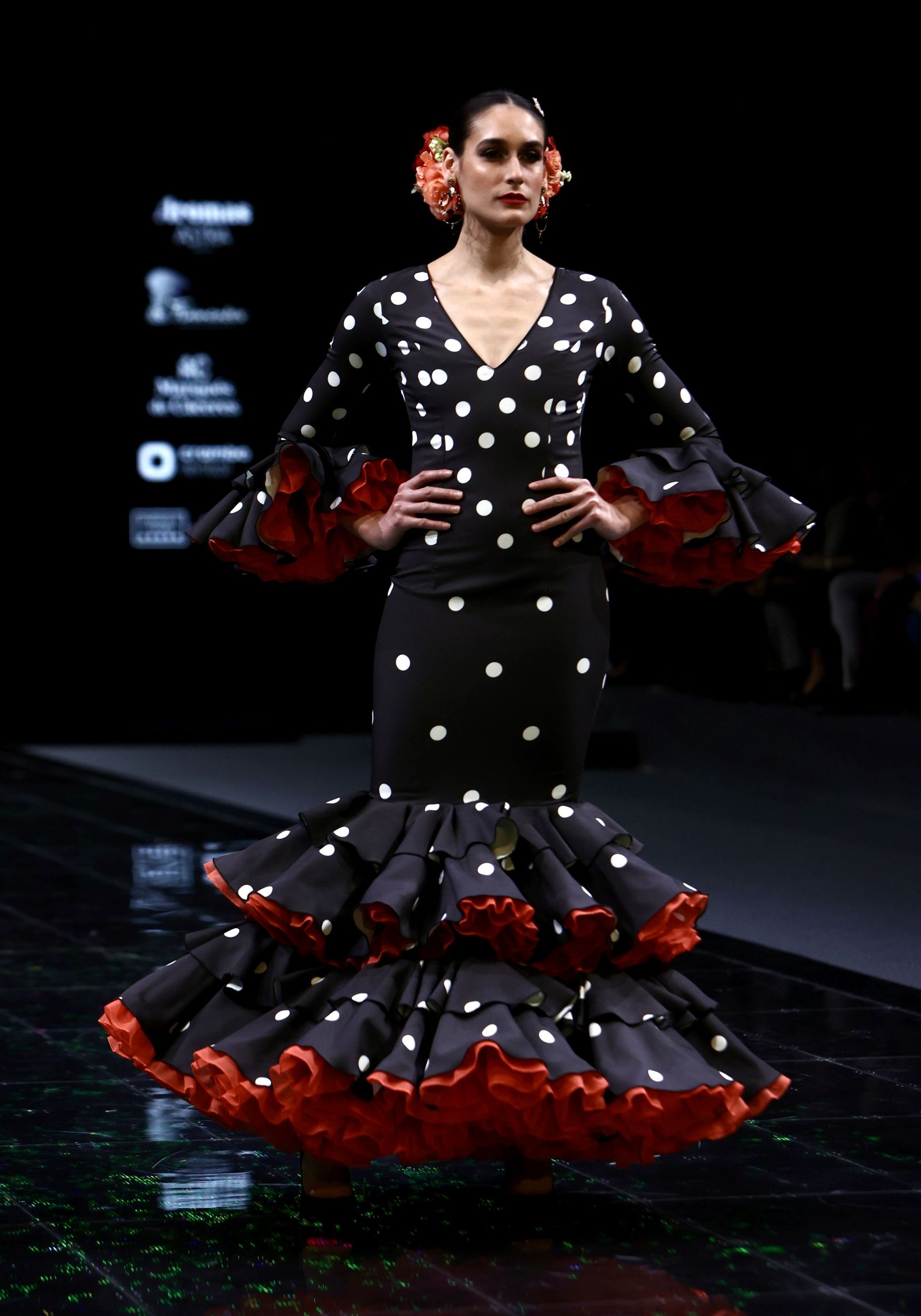 Desfile de Leticia Lorenzo en SIMOF, todas las fotos