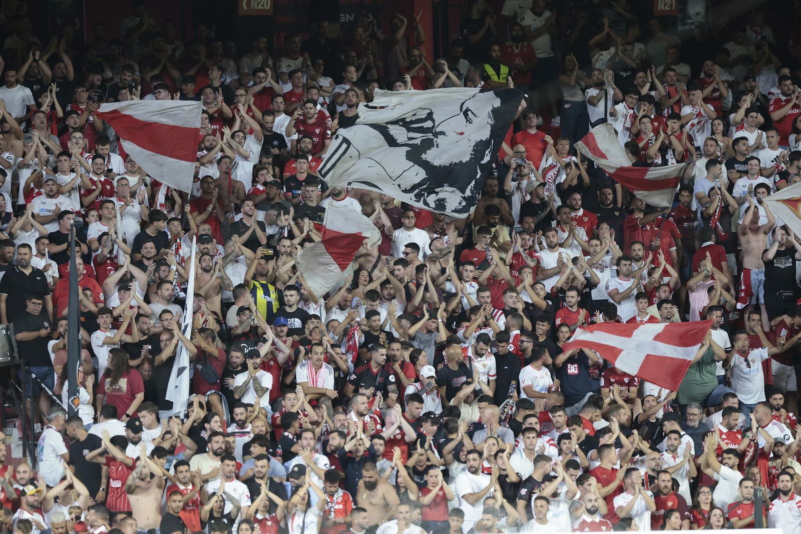 Búscate en las fotos del Sevilla FC - Getafe