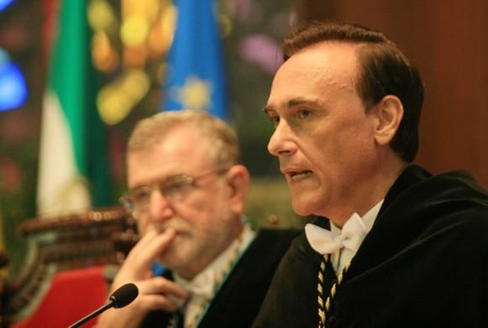 El rector de la UCO se fija como "prioridad" el relevo generacional, la transparencia y el plan de becas