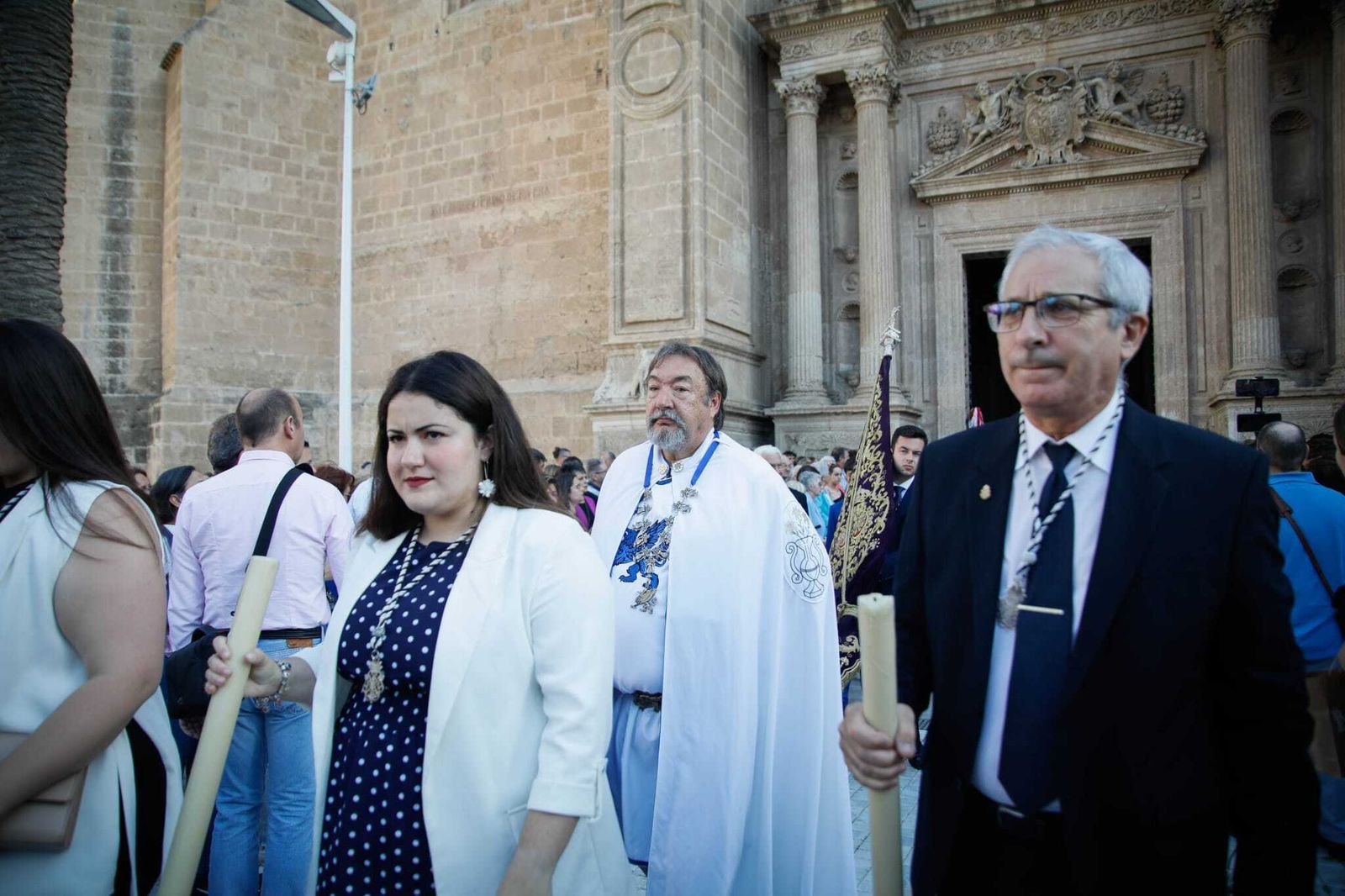 Imágenes de la procesión del Corpus Christi en Almería: así han sido la misa y la posterior marcha por la capital