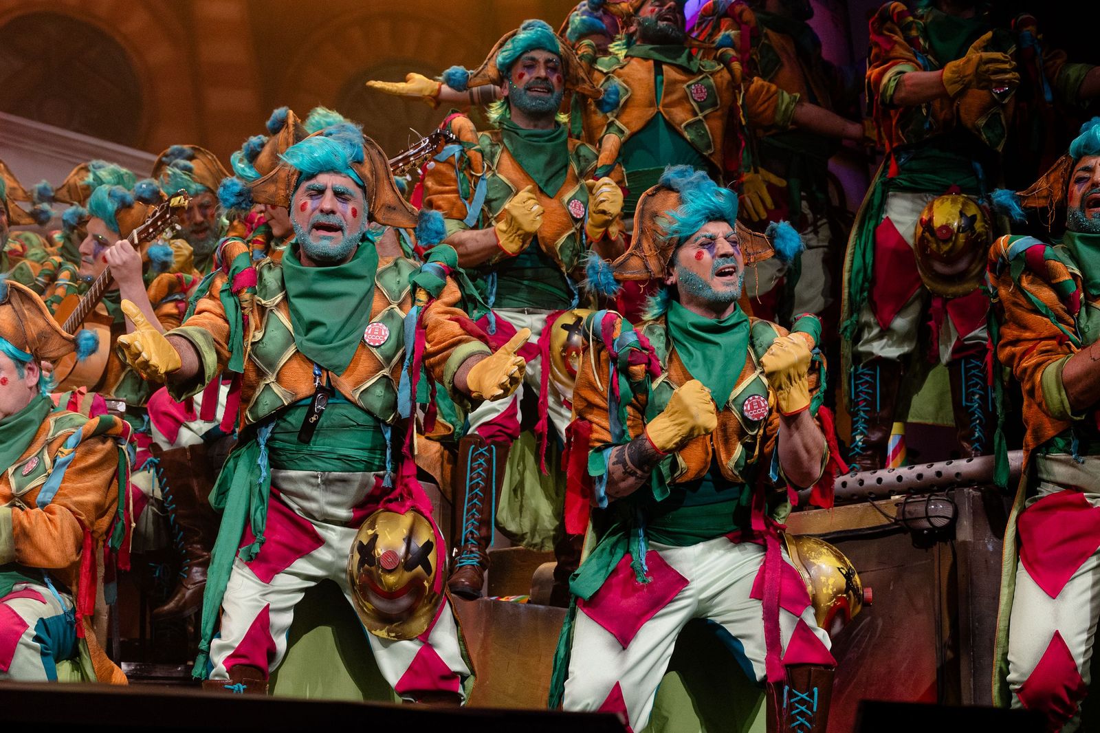 Búscate entre las mejores imágenes de la primera sesión de cuartos del COAC 2026