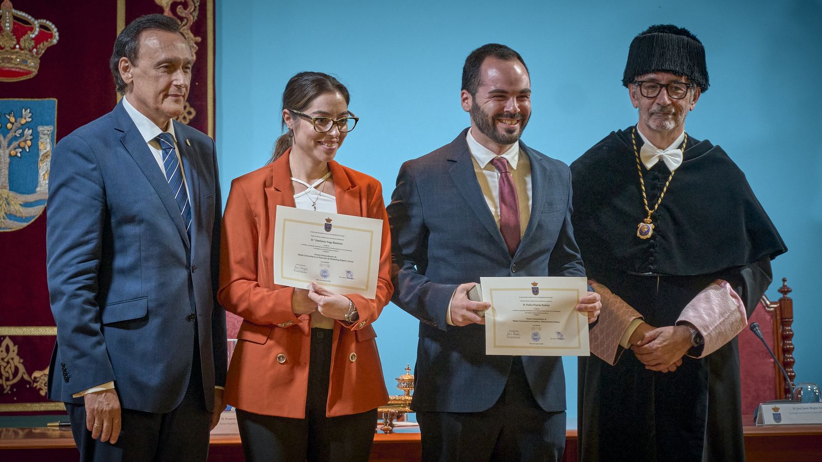 Entrega de premio extraordinarios de la UCA