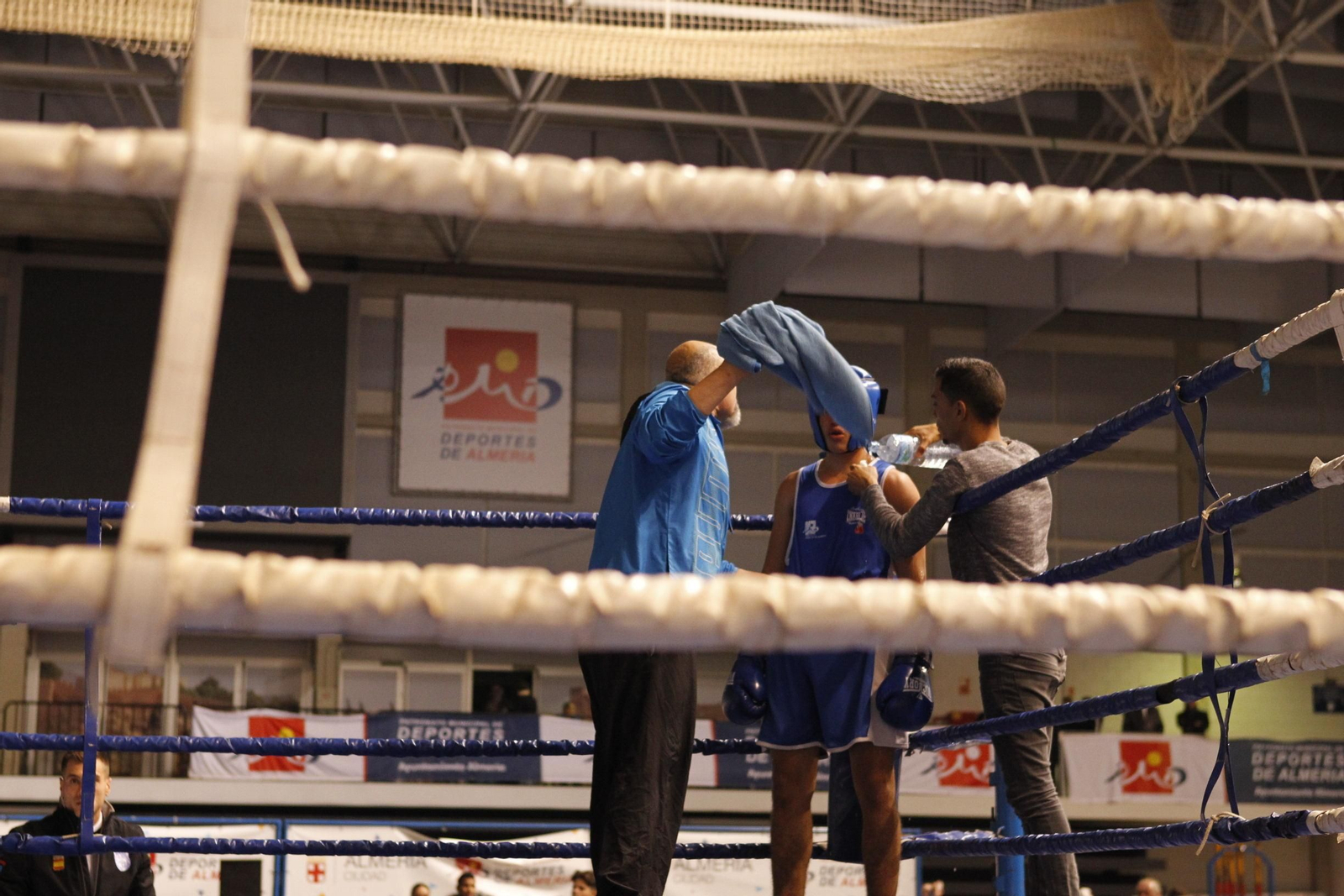 Fotogalería de la velada solidaria de boxeo