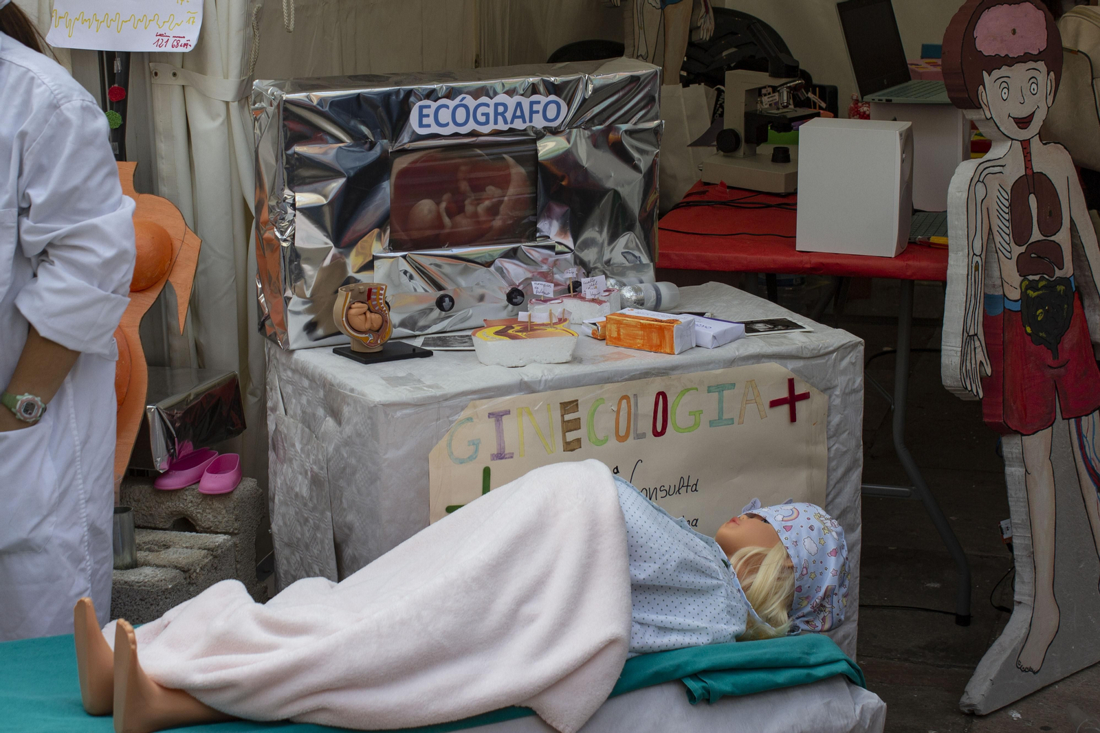 Fotos de Diverciencia Algeciras 2023 en Plaza Marqués de Verboom.