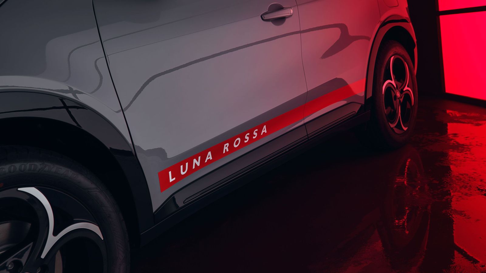 El Junior es el único de los cuatro Alfa en el que esta edición especial se combina con un sistema de propulsión eléctrico.