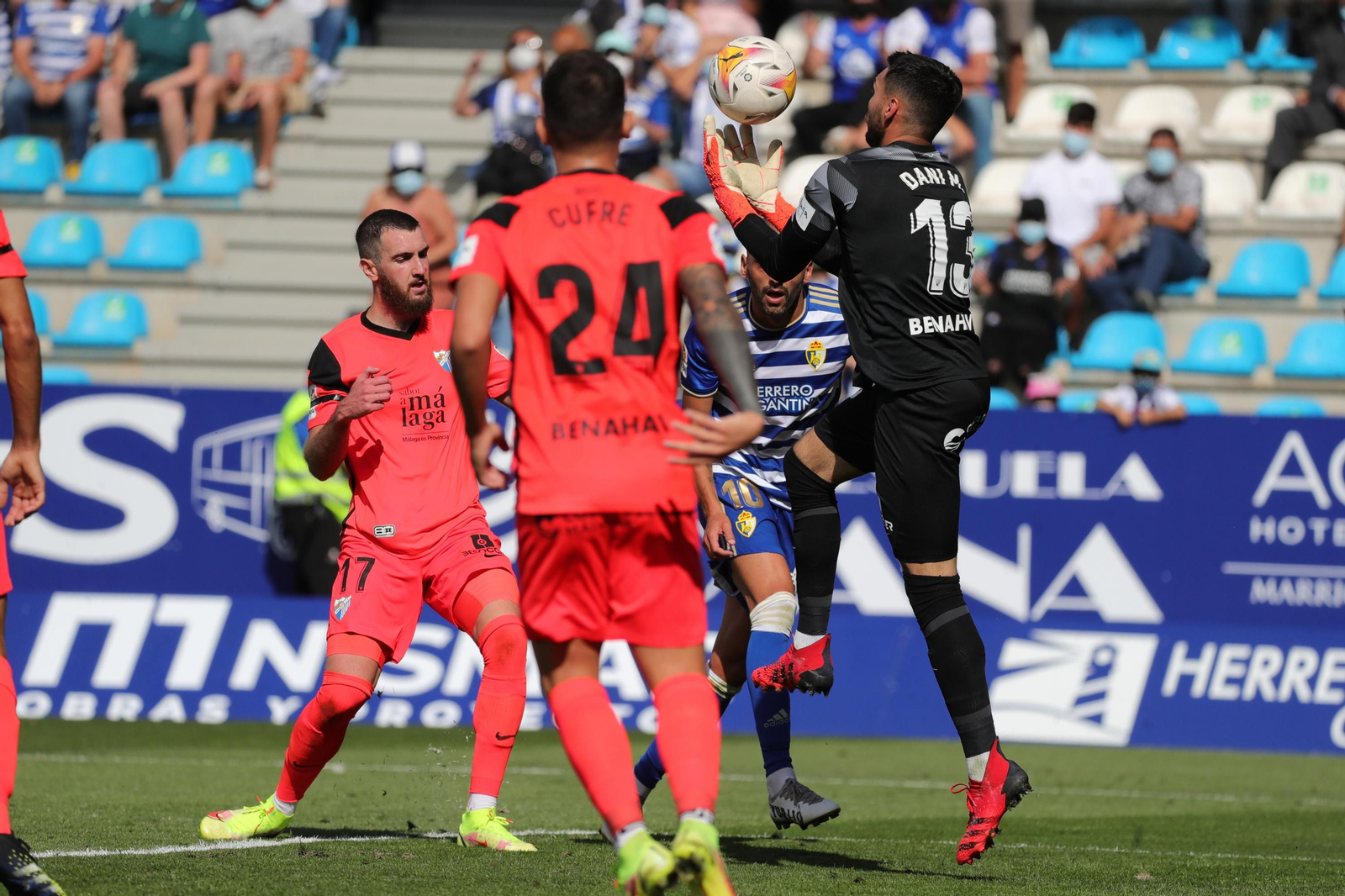 Dani Martín, durante el Ponferradina-Málaga CF. Dani Martín, durante el Ponferradina-Málaga CF.