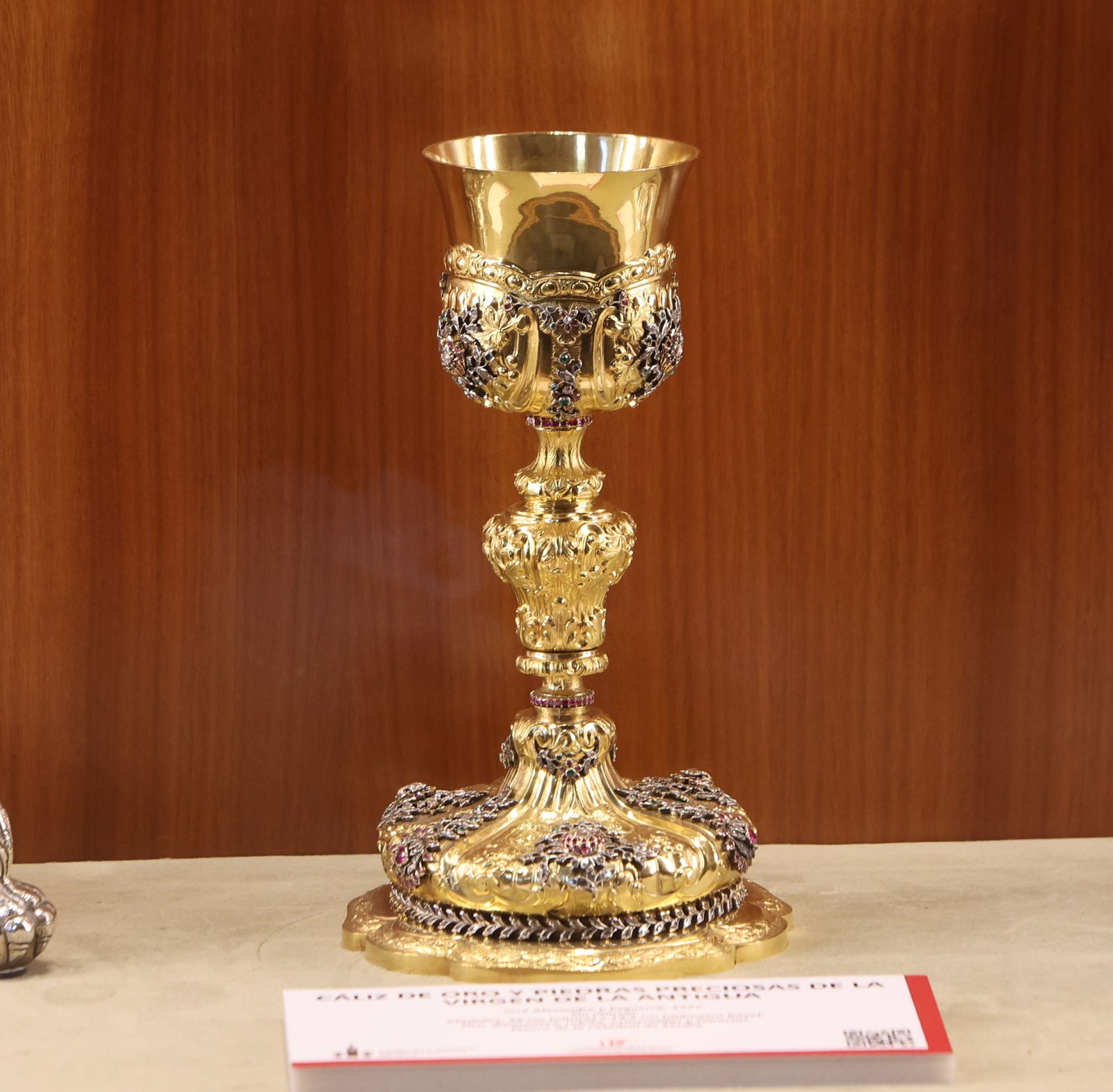 EXPOSICION  PLATA Y OTRAS DADIVAS INDIANAS EN LA CATEDRAL DE SEVILLA