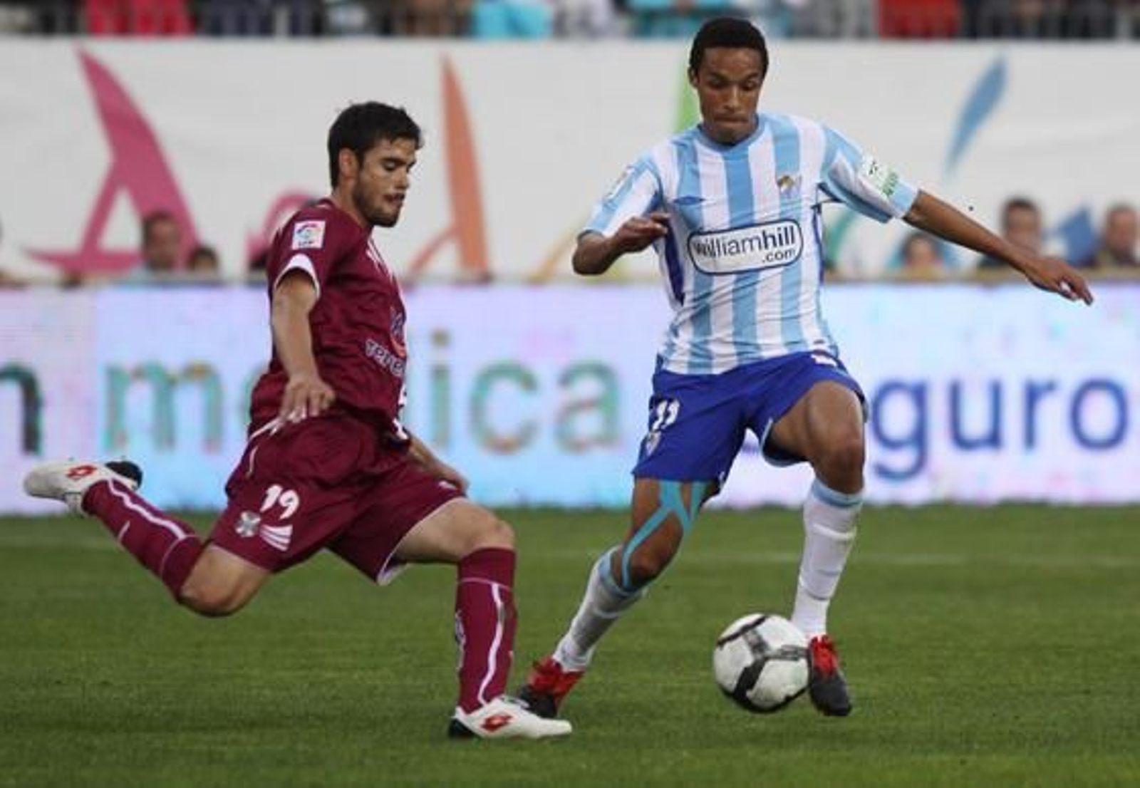 El Málaga empata en casa ante el Tenerife. / Migue Fernández