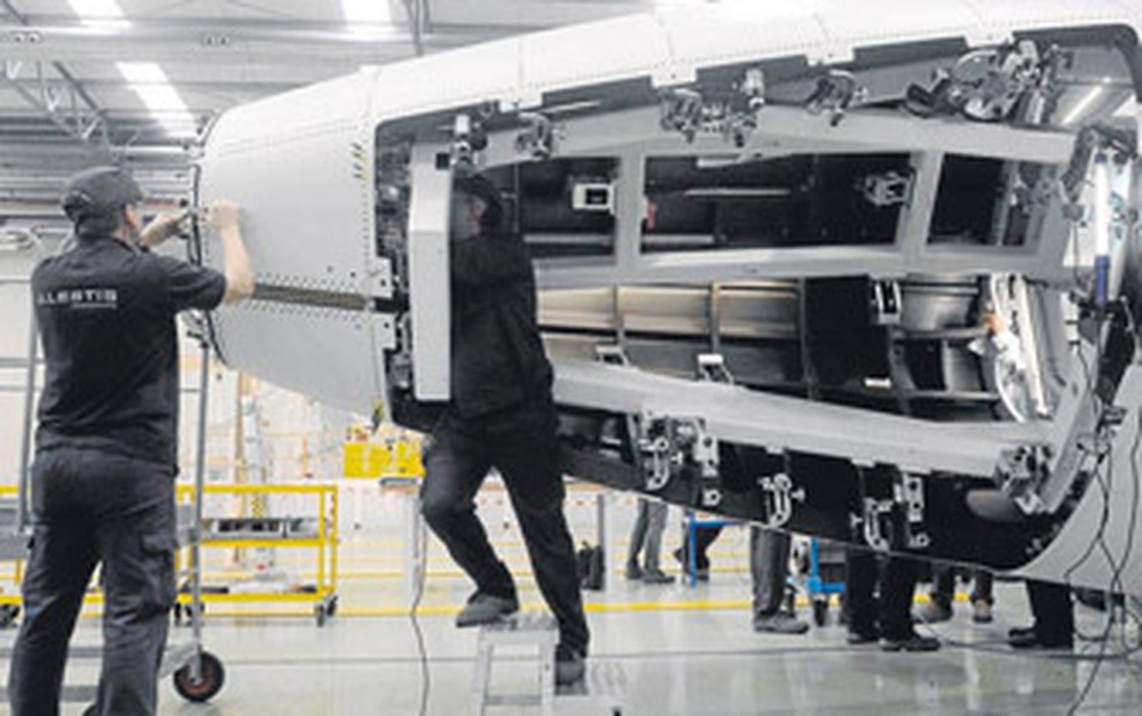 El Juzgado aprueba el ERE y el plan social acordado entre Alestis y los trabajadores