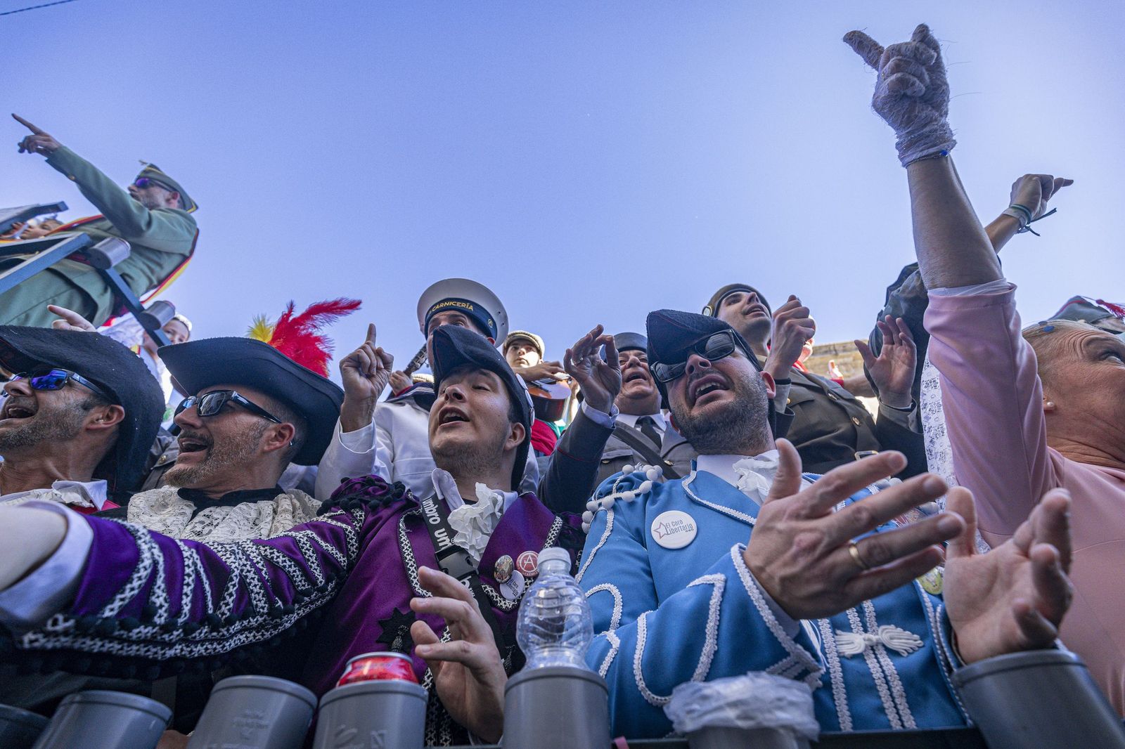 Las imágenes del Domingo de Piñata del Carnaval de Cádiz 2026