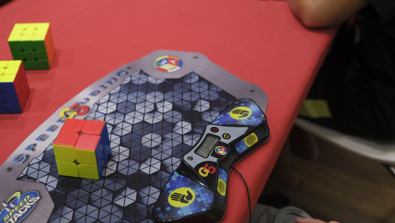 II Torneo de Speedcubing de la Feria de Almería 2024, en imágenes