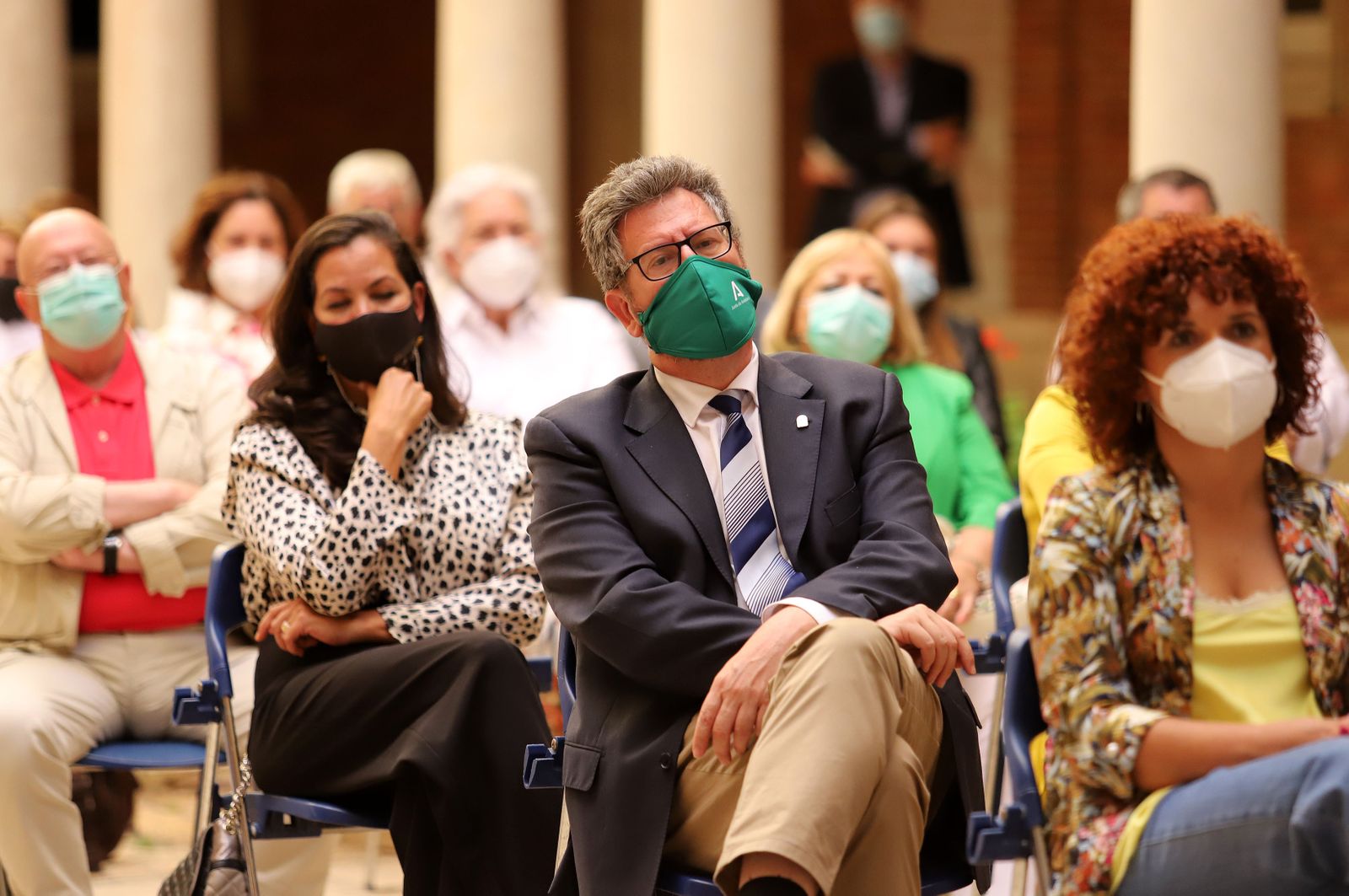 Imágenes de la entrega del Premio Marismas a Juana Carrillo y a Gabriela de la Fuente en su XIX edición