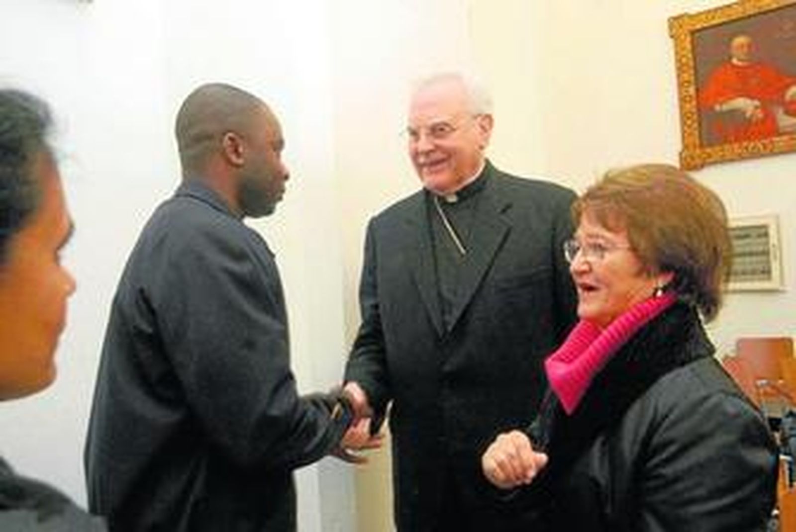 EN LOS ACTOS DE CULTO. Son muy escasas las invitaciones de cofradías que ha declinado estos años.