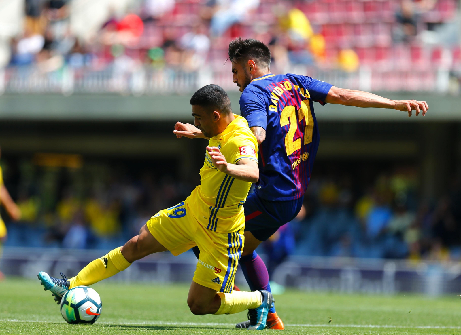Las imágenes del Barcelona B-Cádiz