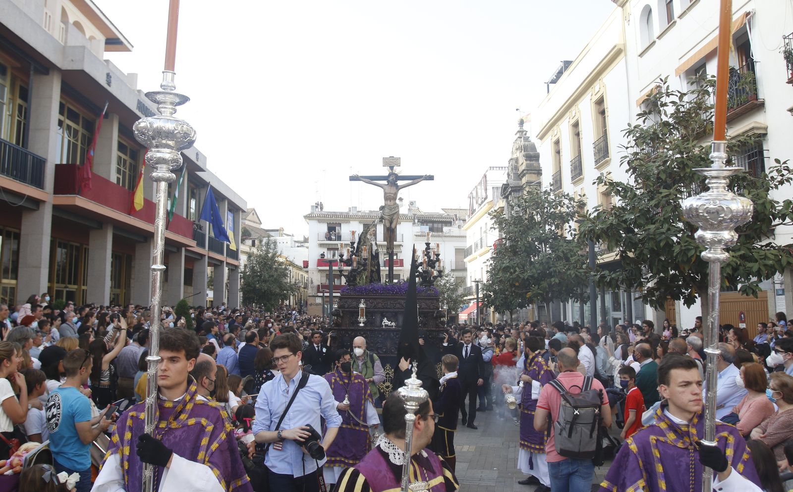 Viernes Santo en Córdoba: la procesión de la Expiración, en imágenes