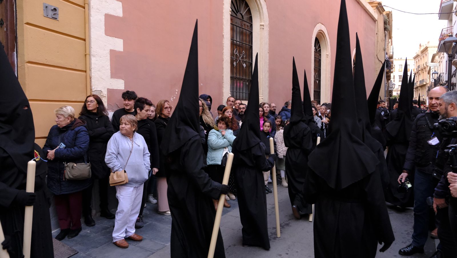 Las mejores imágenes del Santo Sepulcro, en Almería
