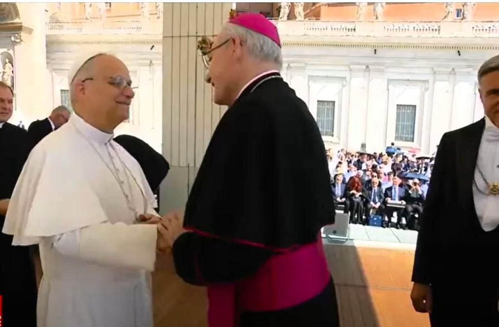 El Obispo Sebastián Chico con el papa León XIV. El Obispo Sebastián Chico con el papa León XIV.